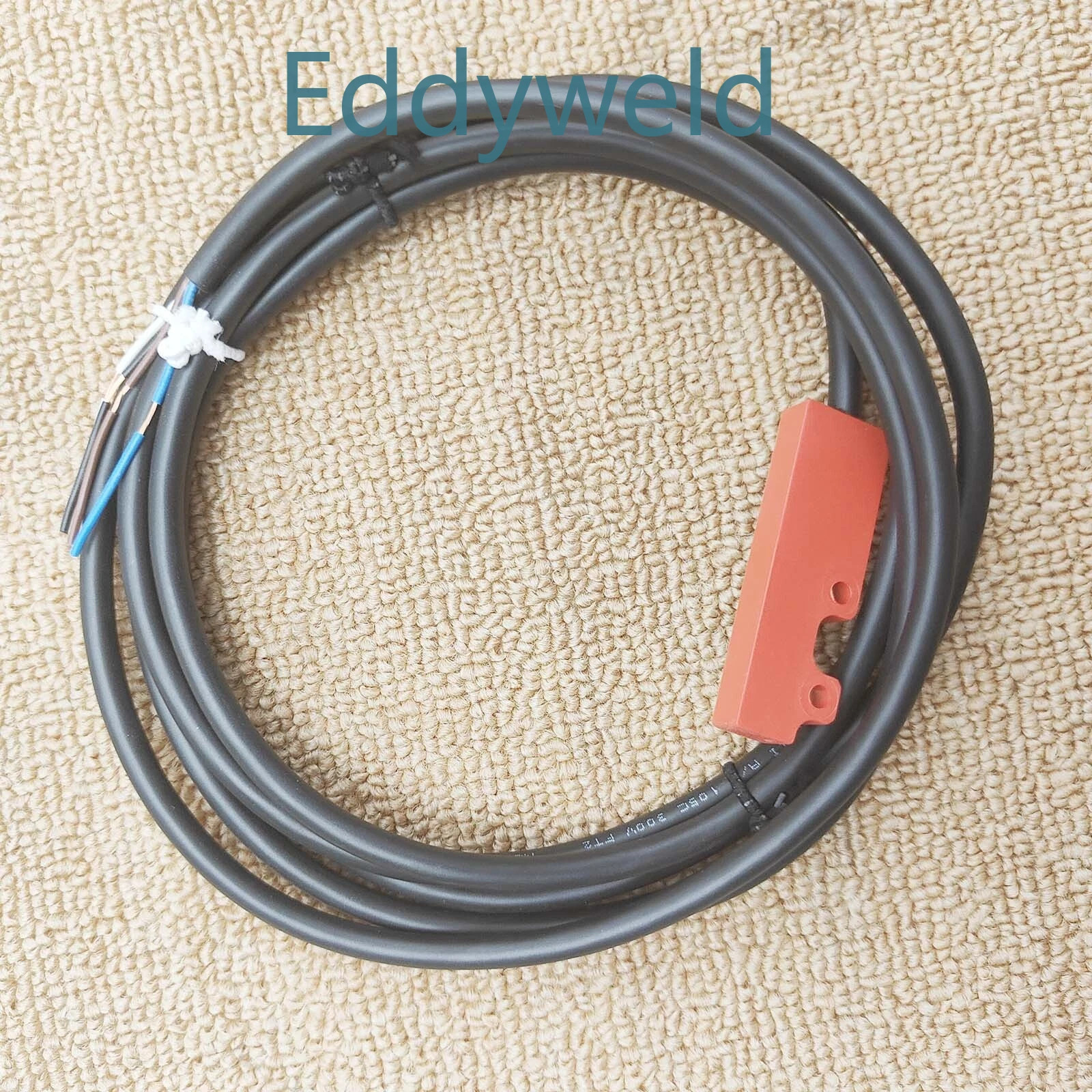 1PCS NEW SND XCSZC5902 Magnetic Safety Switches Fast Delivery