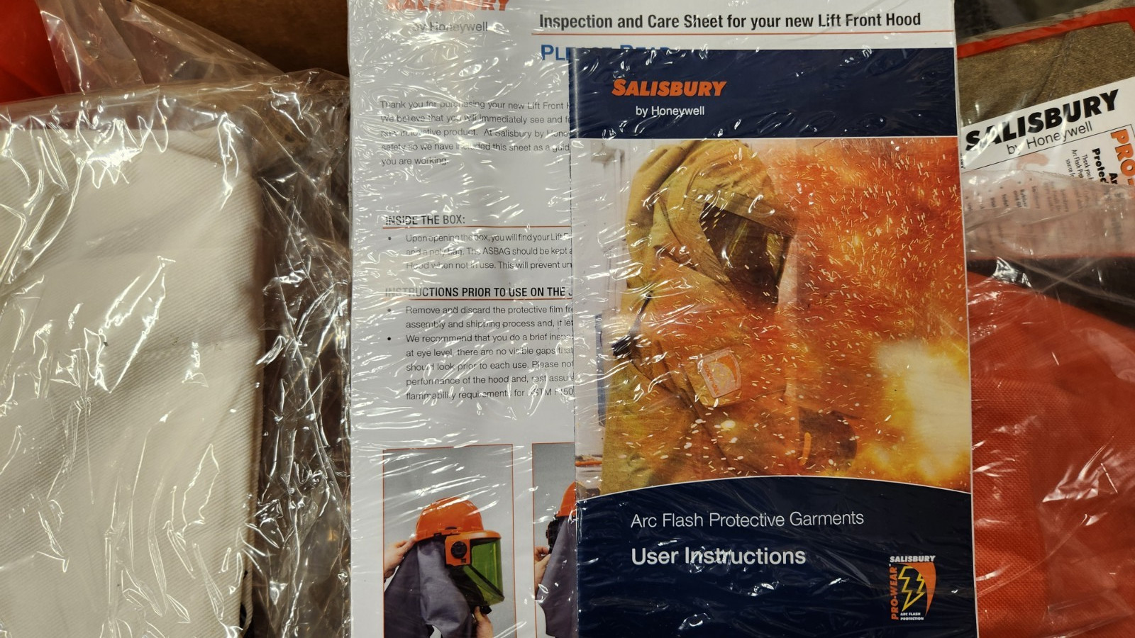 Salisbury Honeywell SK40PLT-LFH40 XL Arc Flash Kit 40 Cal NEW IN DISTRESS BOX