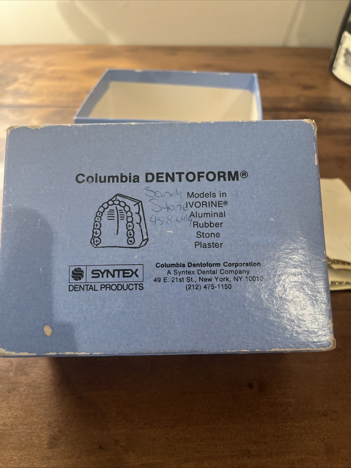Columbia Dentoform Typodont Articulated 27 Ivorine Teeth Vtg.
