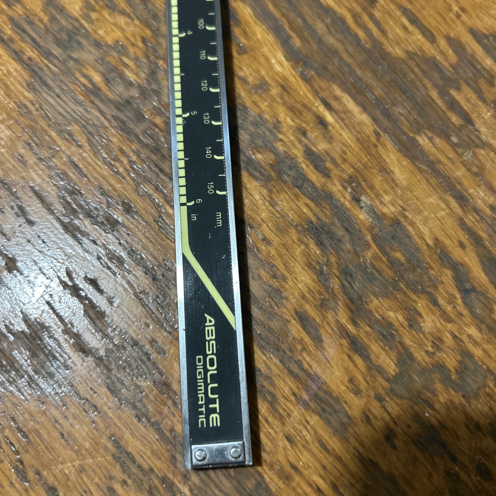 0-6″/ 0-150mm Absolute Digimatic Caliper Mitutoyo working with case pre-owned
