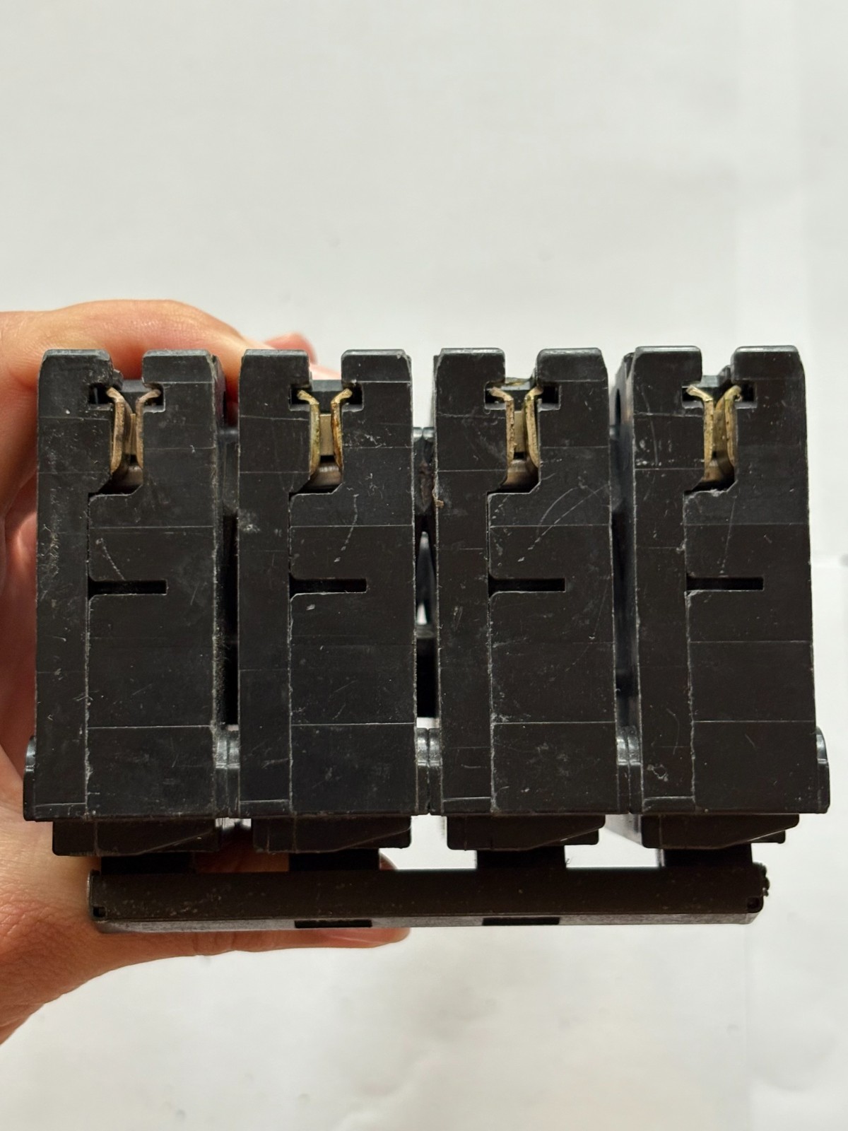 SIEMENS EQ9683 Circuit Breaker 4 Poles 150 Amp