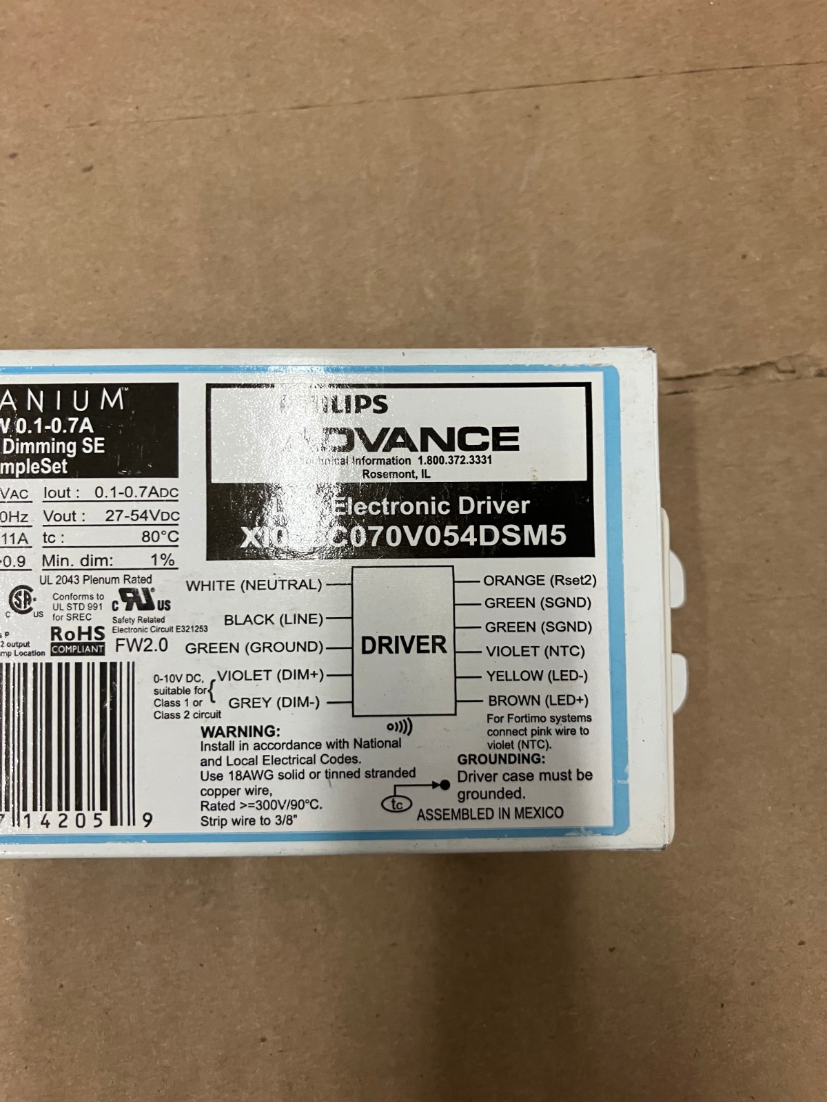 Advance XI025C070V054DSM5 LED Driver 25W 27-54V 100-700mA 120-277V Dimmable