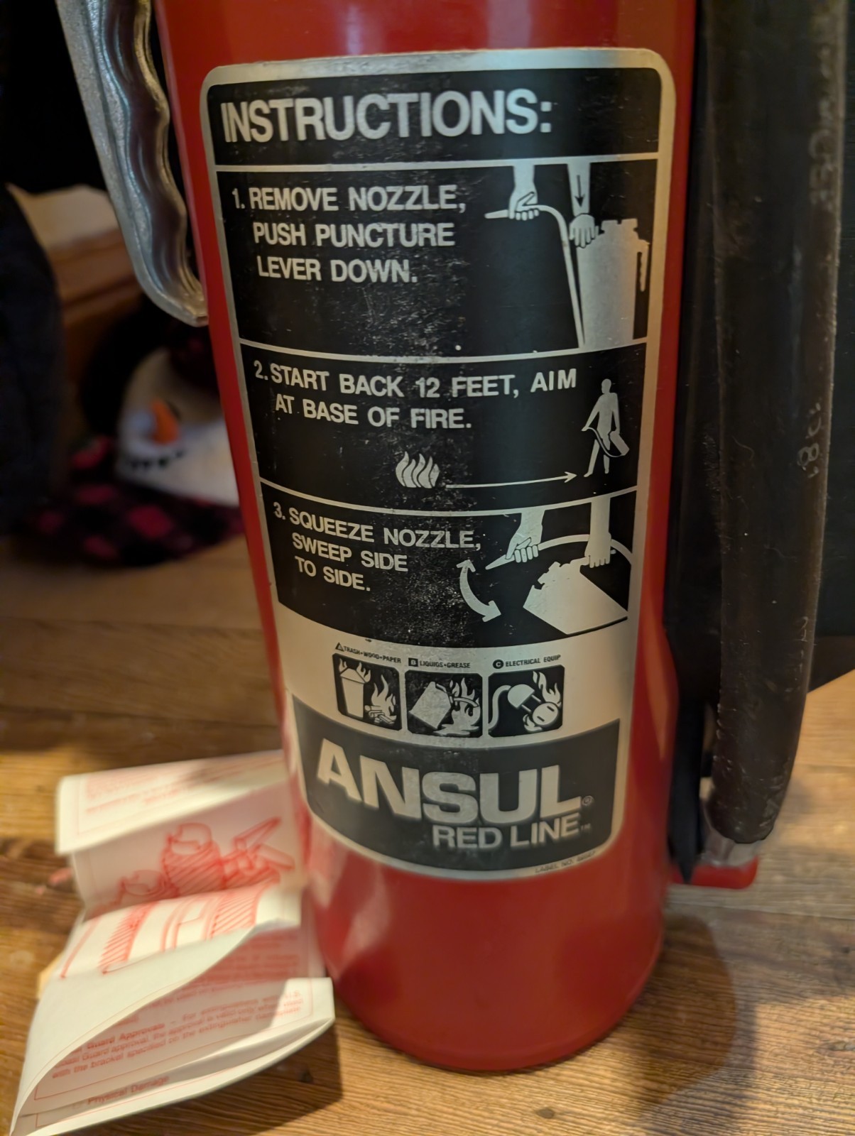 Ansul Red Line ABC DRY CHEMICAL Cartridge Operated Fire Extinguisher.