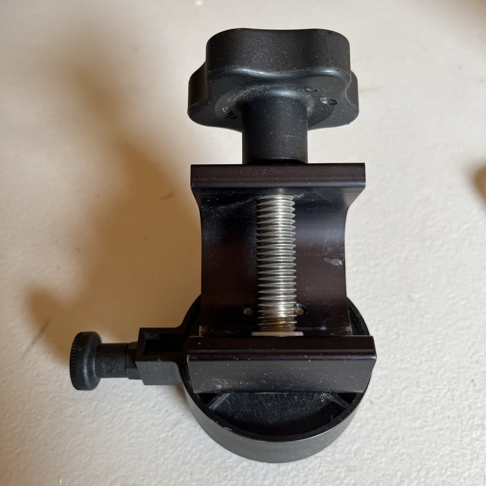 Smiths Medical Medfusion Rotating Pole Clamp * For 3500 & 4000
