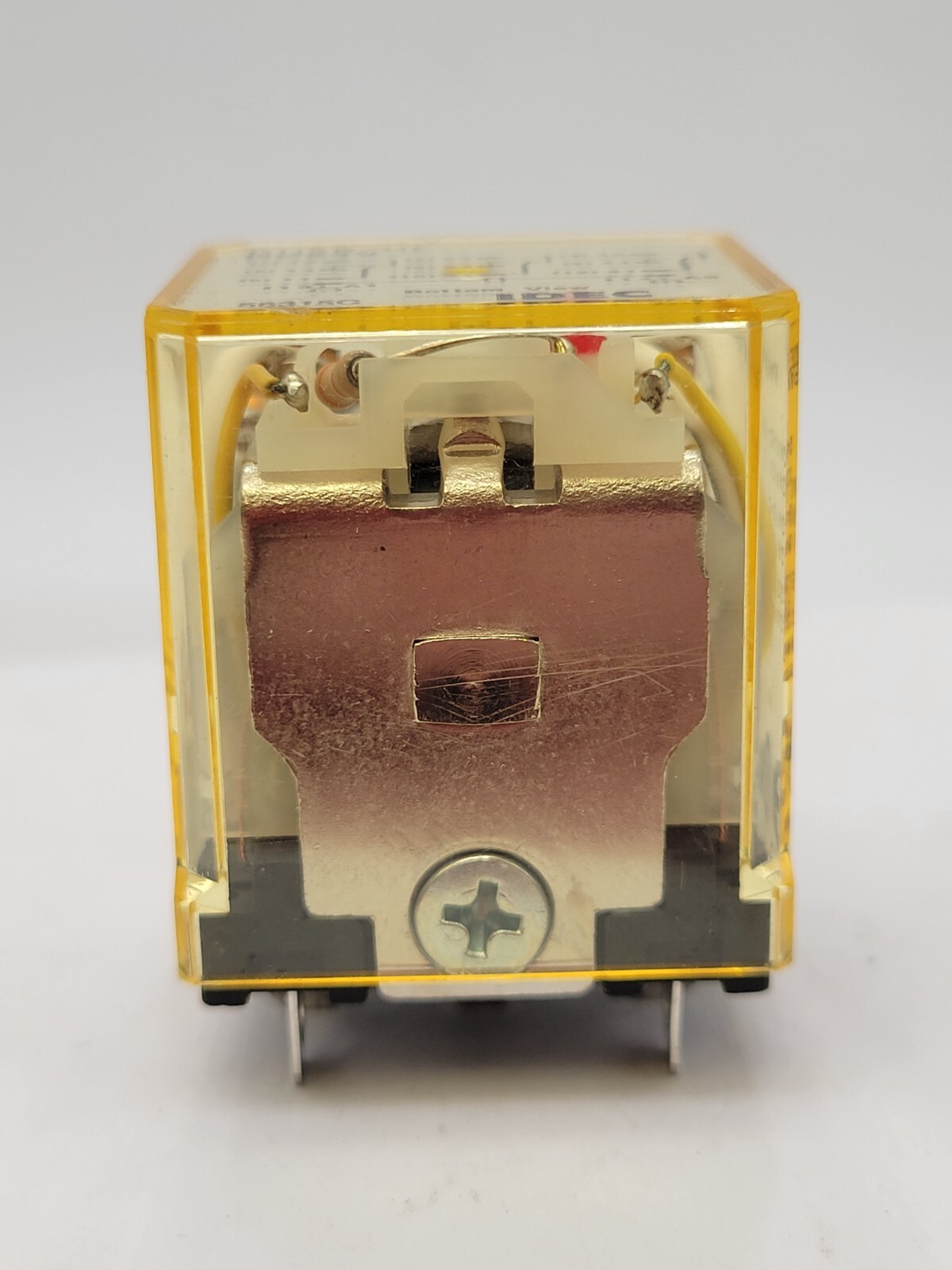 IDEC RH3B-UL Relay Plug-in Mount 3PDT 10A 240V Coil 24VDC 11-Pin Blade Terminal