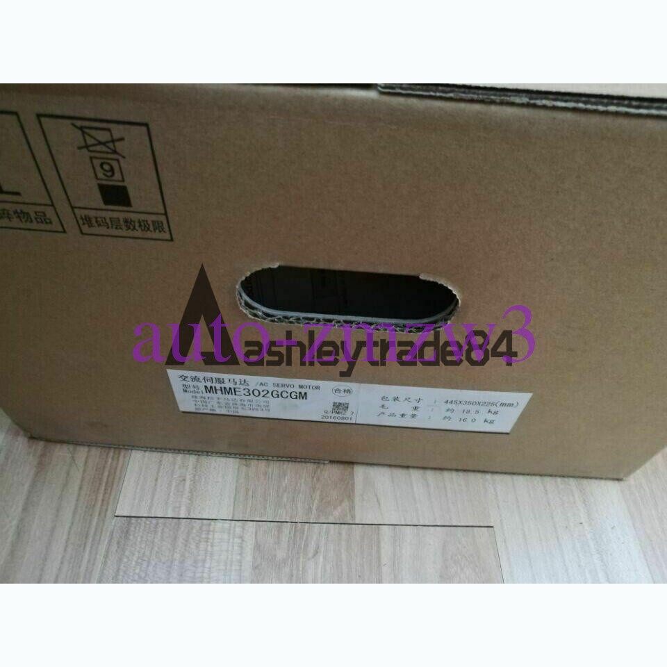 1PC NEW Panasonic servo motor MHME302GCGM