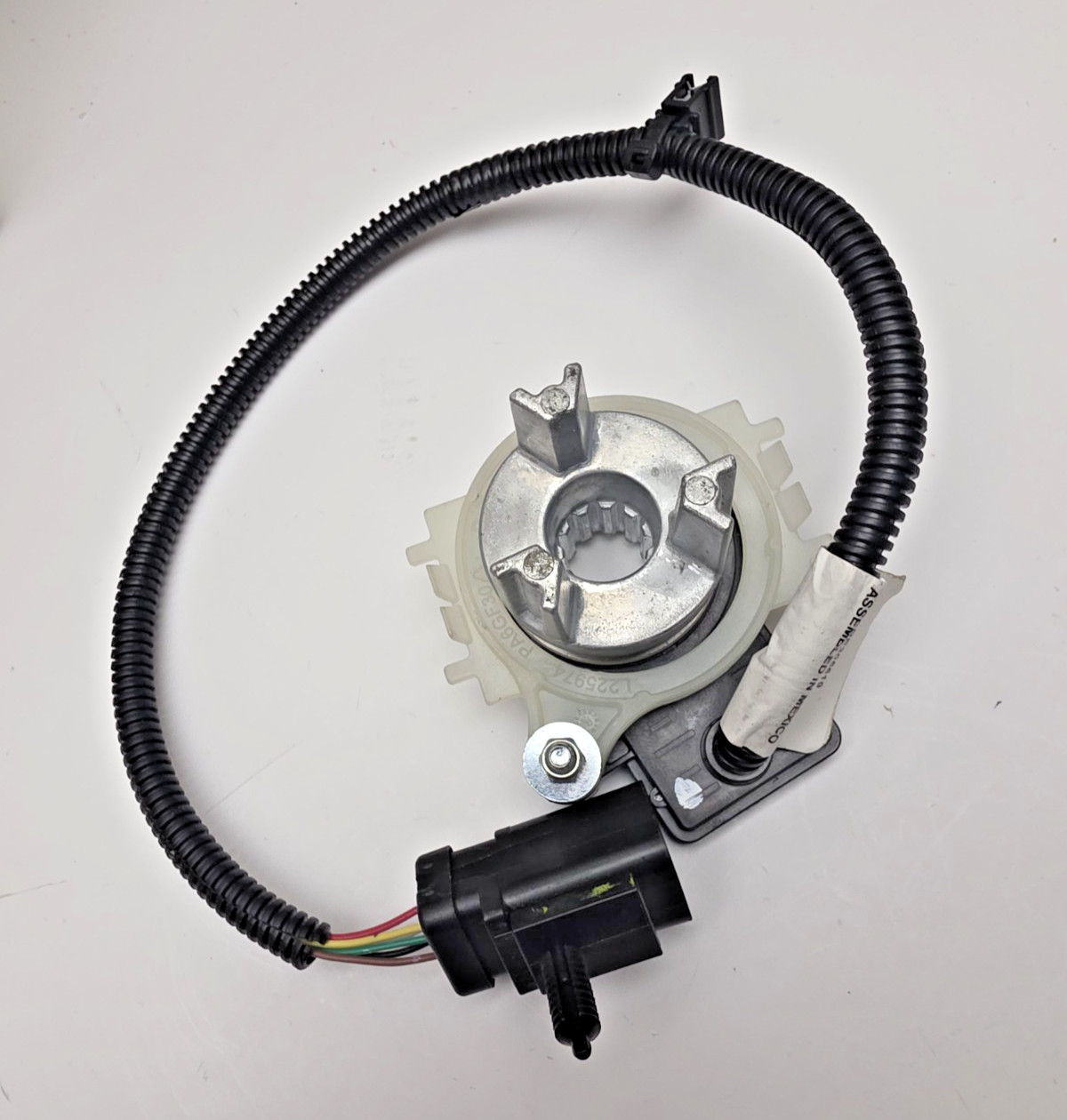 RE305619 John Deere Steering Sensor for 6M-1654, 6R110 Plus L217912, NEW