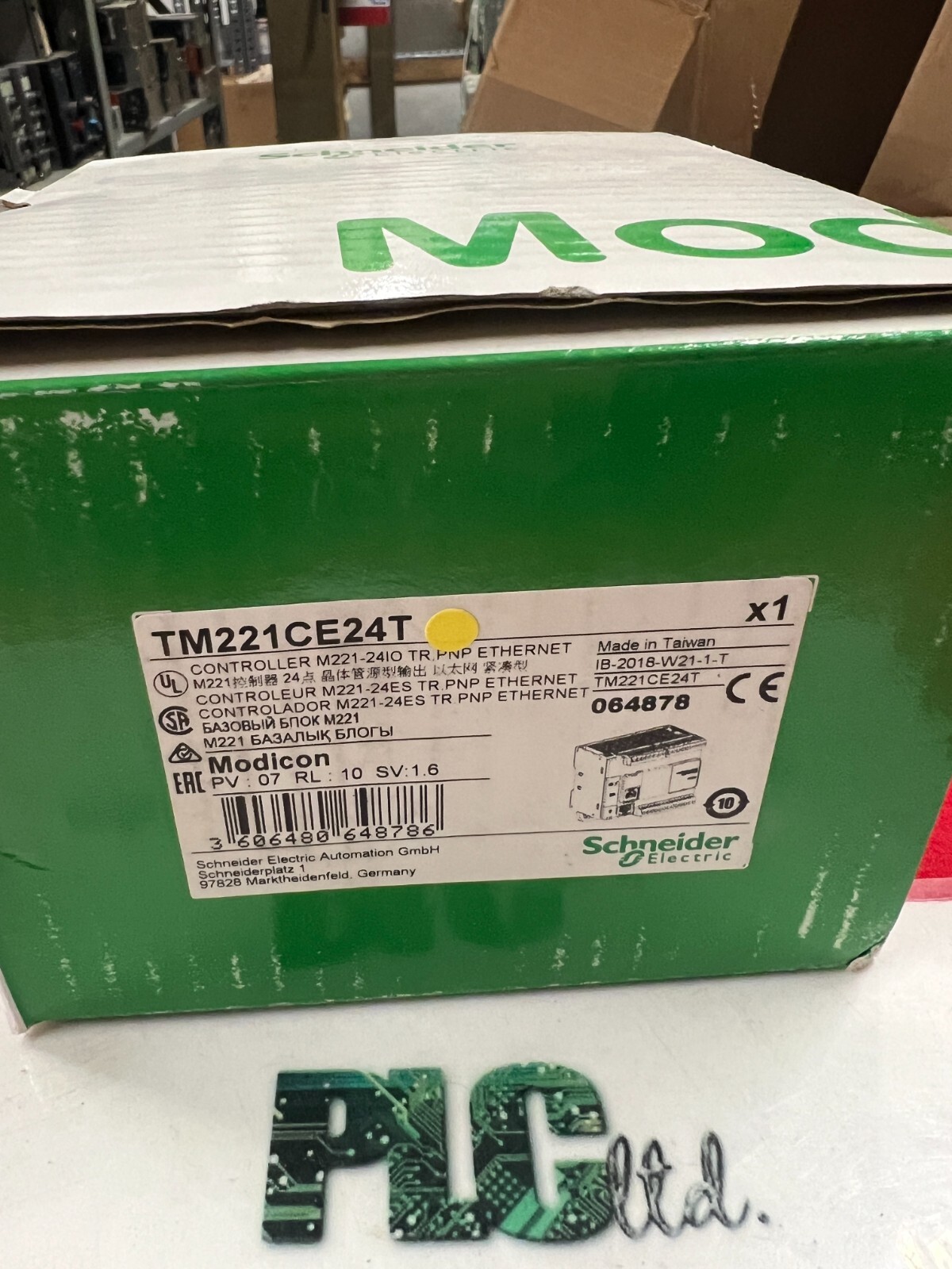Schneider Electric TM221CE24T Modicon Controller M221-24IO Relay Ethernet Module