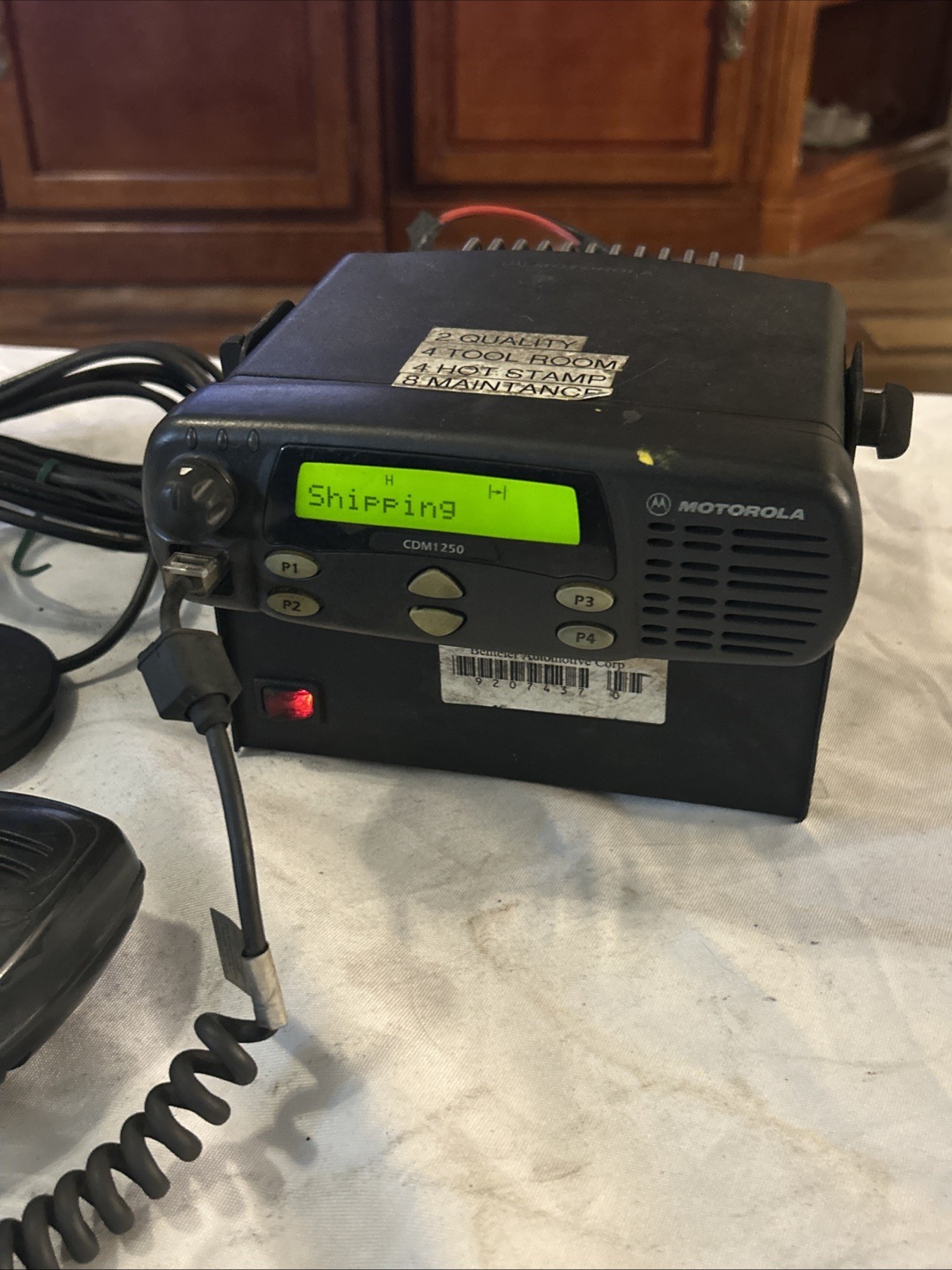 Motorola CDM1250 Two Way Radio & Ashtron SL-11R Base