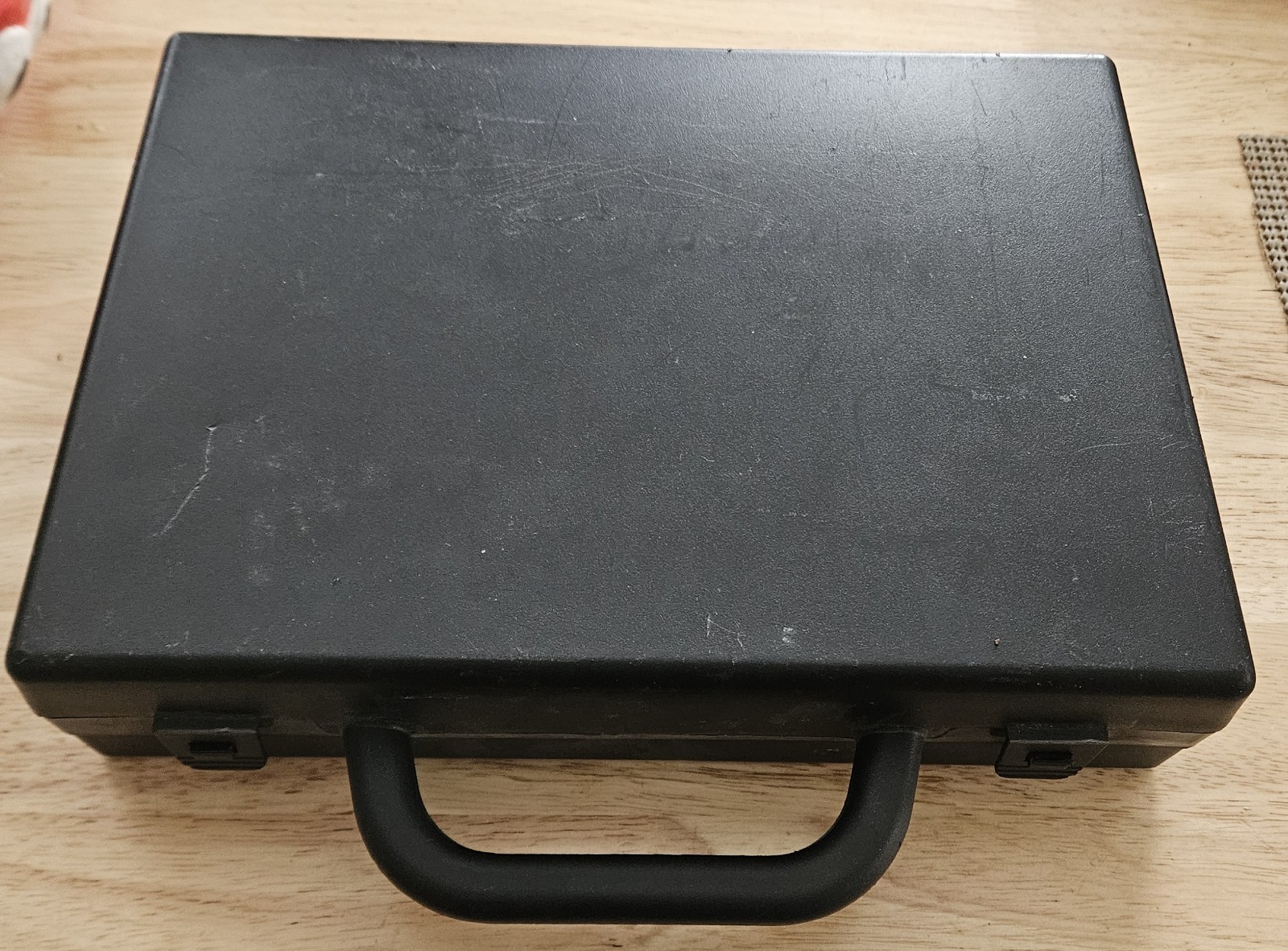 Extech 475040: Force Gauge Meter with User’s Manual and Case
