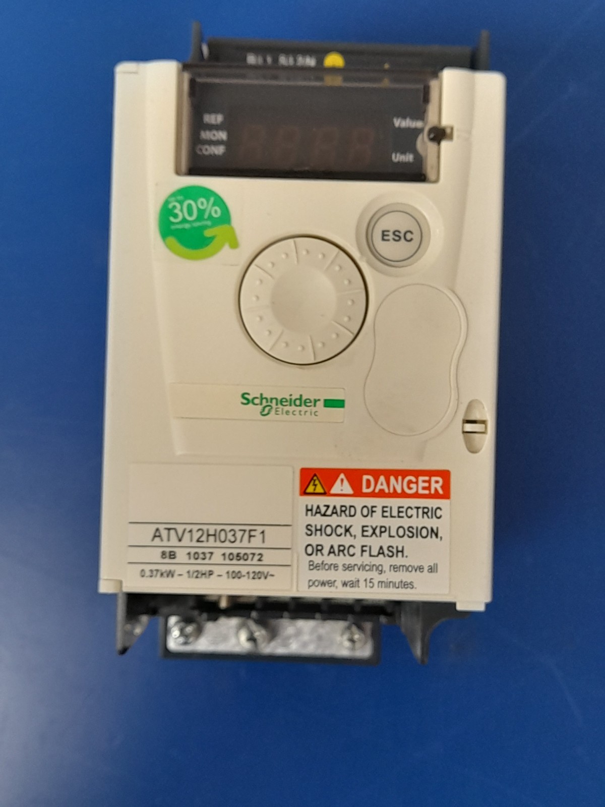 SCHNEIDER ATV12H037F1 Motor Drive AC Drive, 0.5 HP 115v in, 230v out