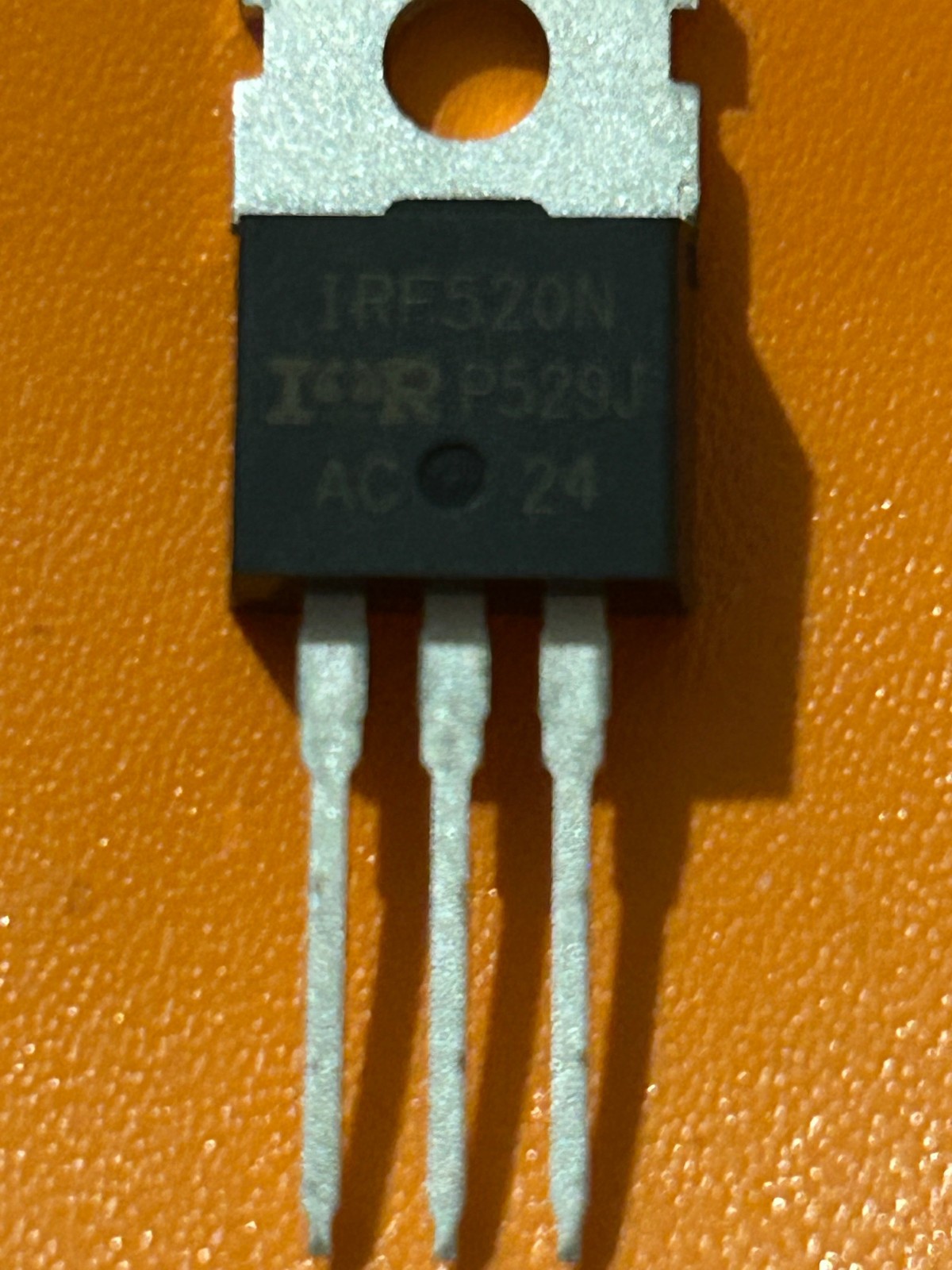 1 International Rectifier IRF520N Transistor New Shipped From the USA!