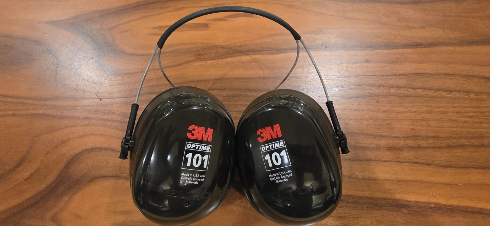Noise Reduction behind the head hearing protection 3M H7B