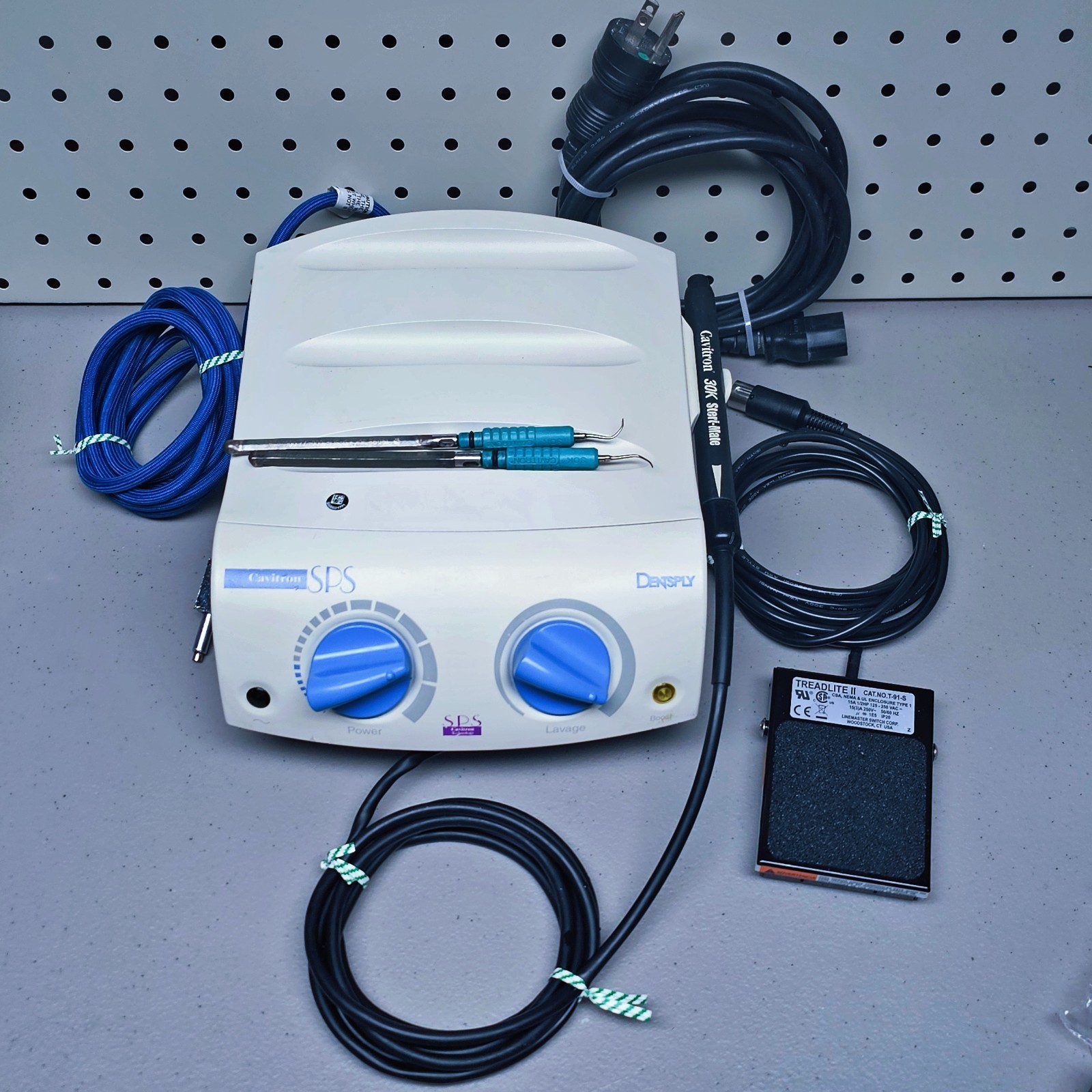 Dentsply Cavitron SPS Gen-119 Ultrasonic Scaler System & 2 Tips* 90-Day Warranty