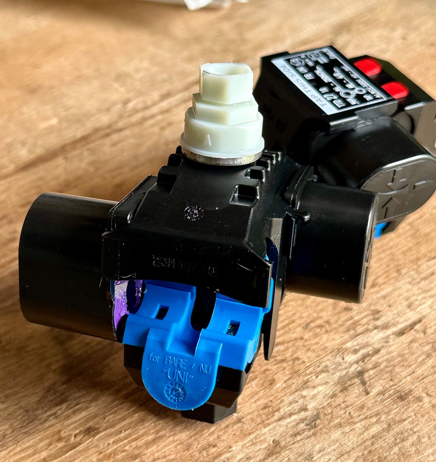 Insulation Piercing Connector TTD2710XFBTUNI by Sicame Barracuda