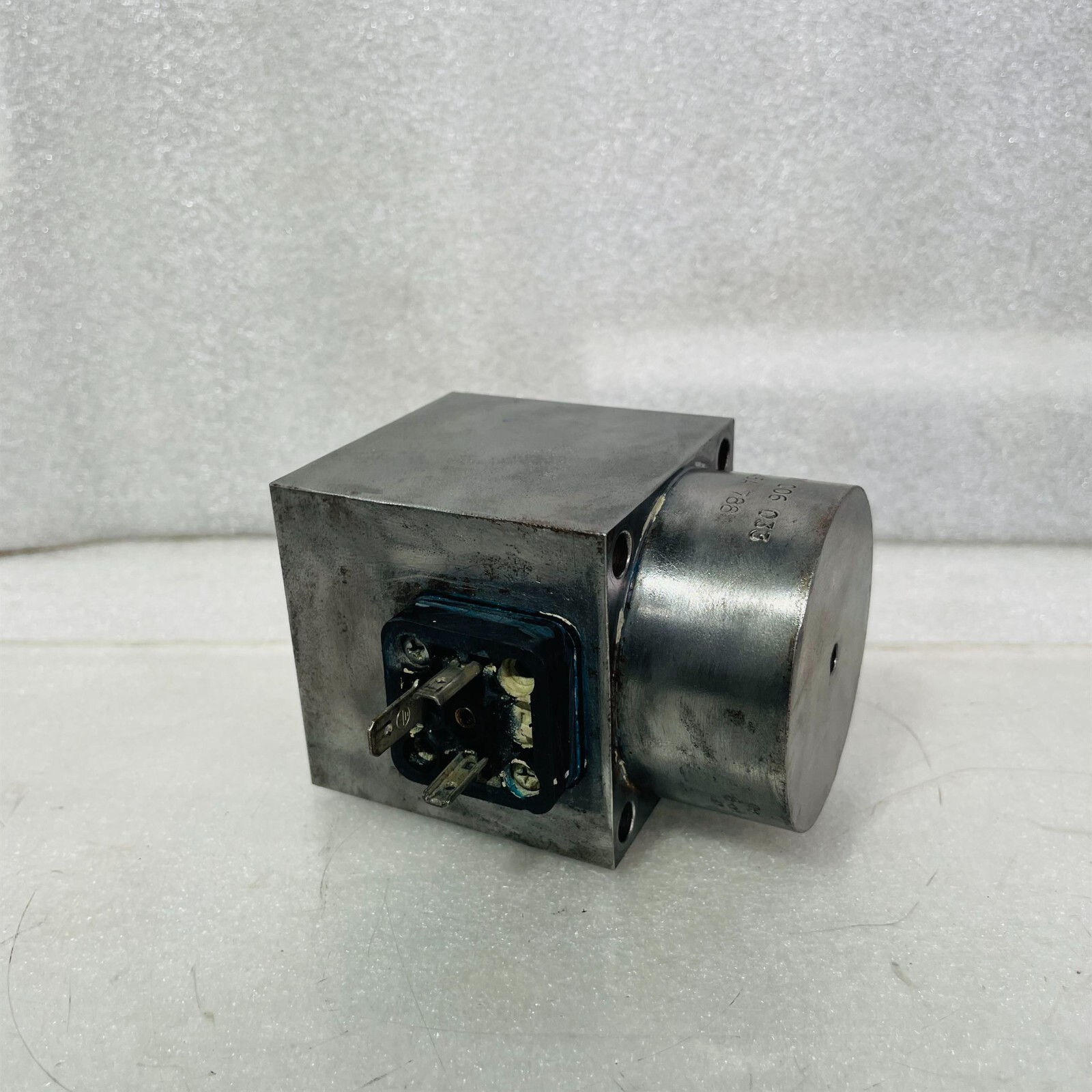 Bosch 0 831 006 033 Solenoid Coil 2.45A 0831006033