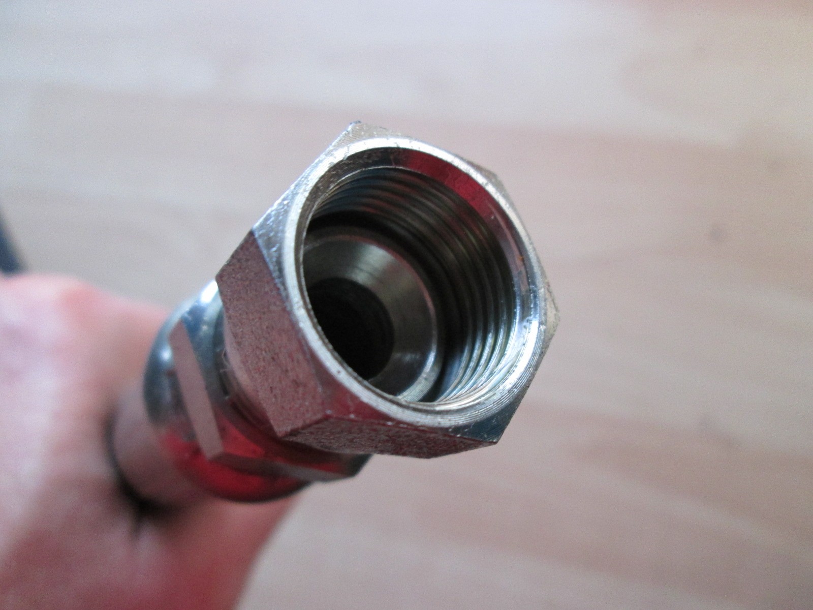 1/2″ Hydraulic Hose 29″ Long 4000psi with JIC 37 deg. Female Swivel Fittings