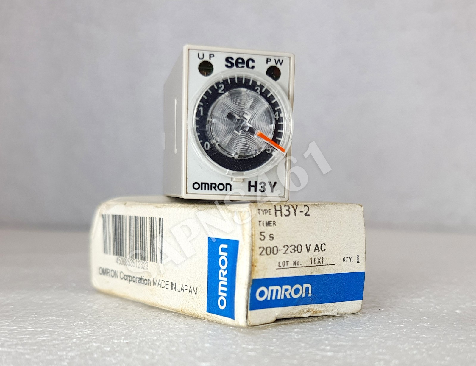 Omron H3Y-2 Timer *200/230VAC *New in open Box*2 Pc Lot*