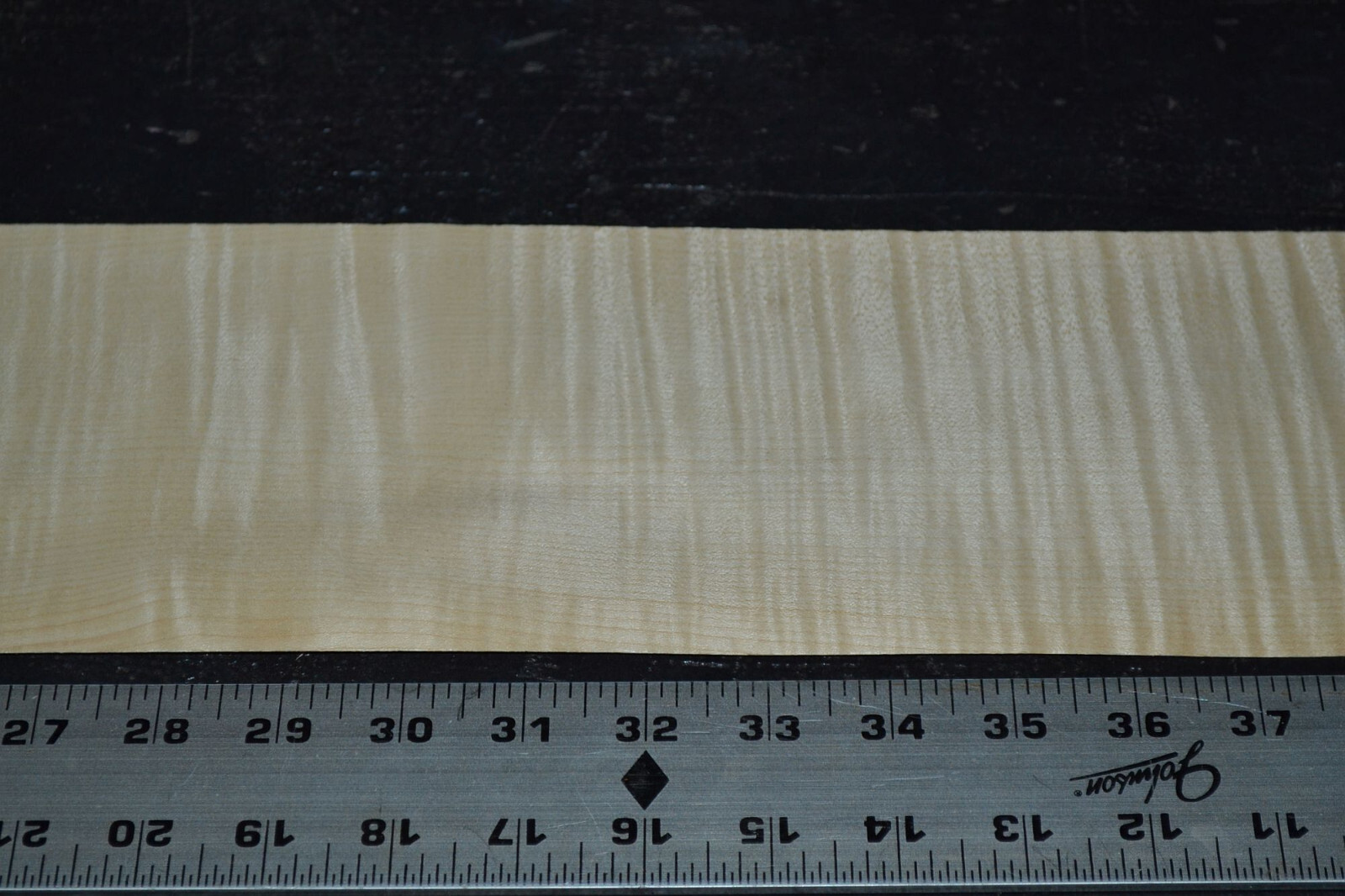 Curly Maple Raw Wood Veneer Sheet 4.5 x 46 inches 1/42nd 4669-51
