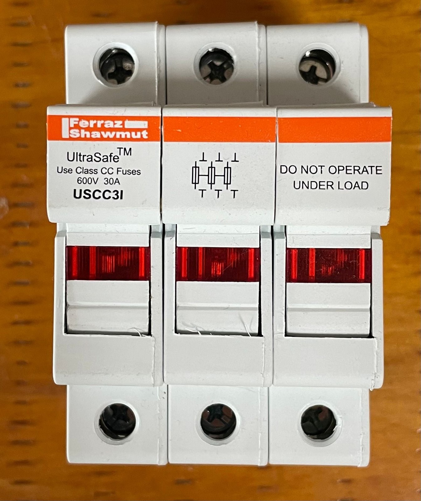Mersen Ferraz Shawmut UltraSafe USCC3I 3-Pole Class CC Fuse Holder 600V 30A