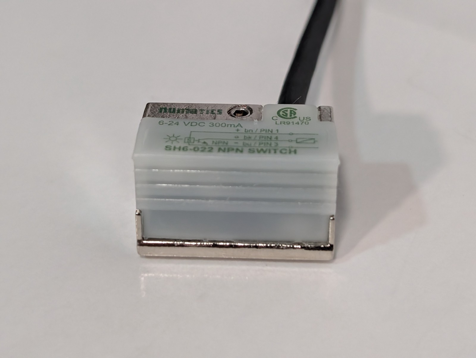 Numatics Type SH6-022 Hall Effect Sinking Switch, New in Original Packaging