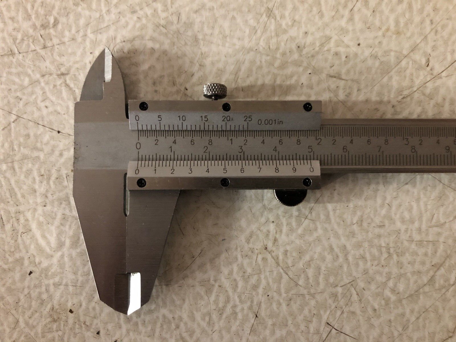 Value Collection 103-1501 6″ Carbon Steel Vernier Caliper-Used-100% to Charity
