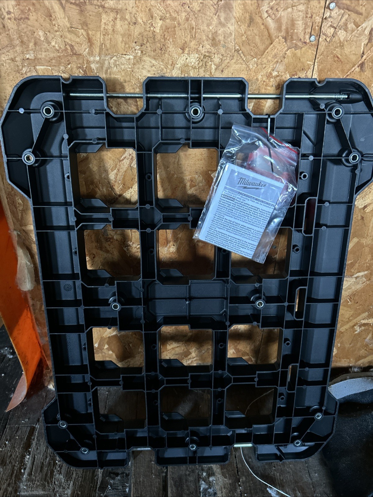 Milwaukee 48-22-8485 Packout Mounting Plate – Black