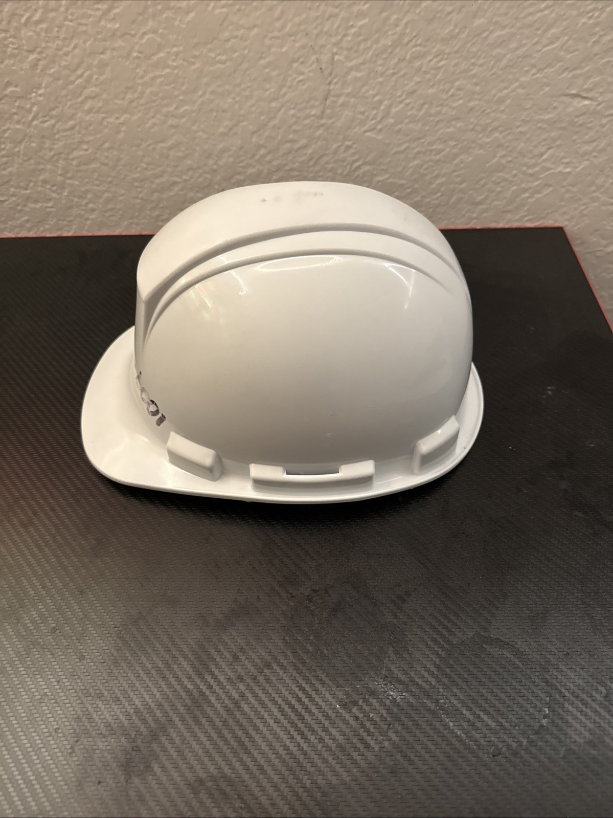 Dynamics 4 Pt Suspension Hard Hat, Cap Style 4 pt. Ratchet Adjust – White 6.5-8