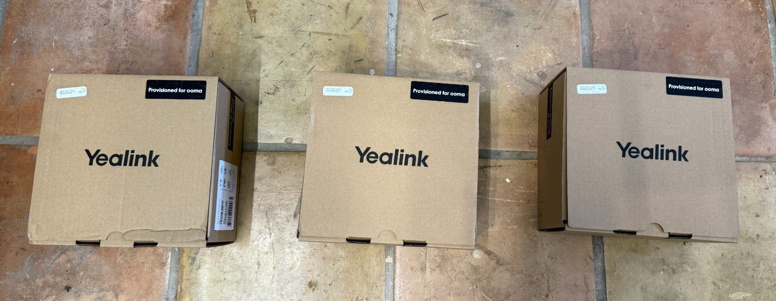 Lot of 3, YELINK PHONE SIP-T21P E2