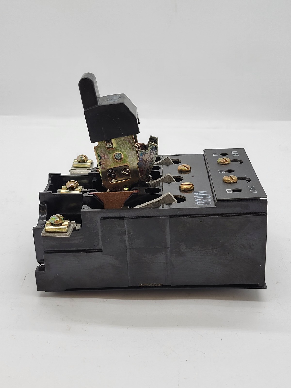 General Electric THMS31 Disconnect Switch Assembly QMR MOD 2 3P Fusible