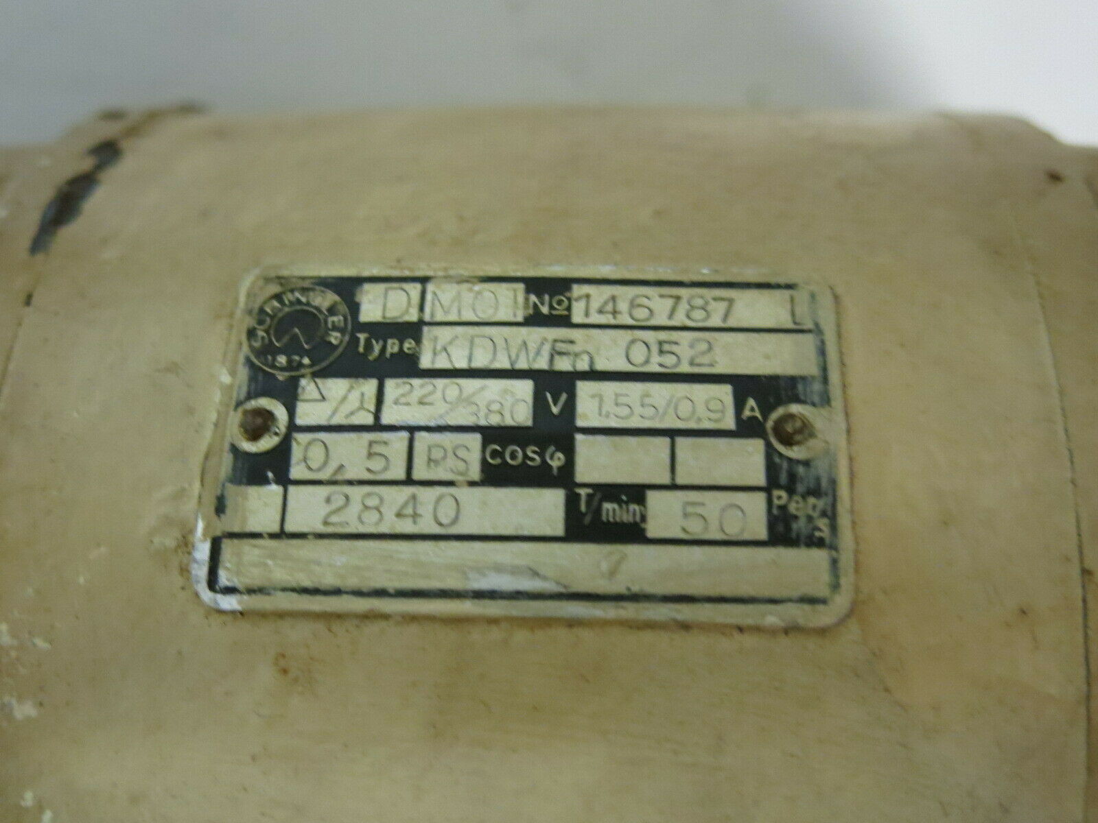 USED SCHINDLER 16″ TALL MOTOR / PUMP 146787 TYPE KDWFN, 220/380 V, 1.55/0.9 A
