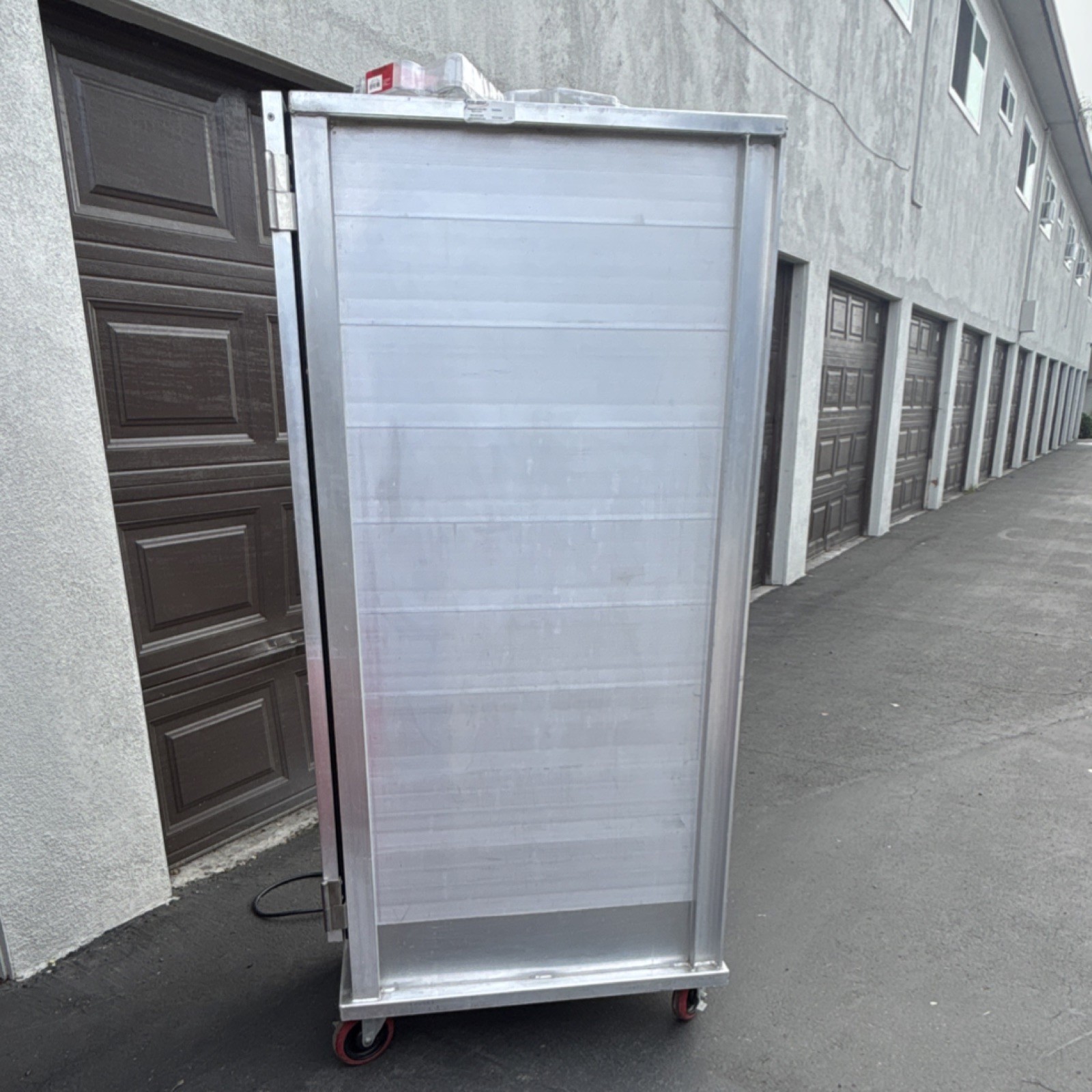 Win-Holt Full Height Dough Proofing Cabinet Clear Door Insulated Lip Load