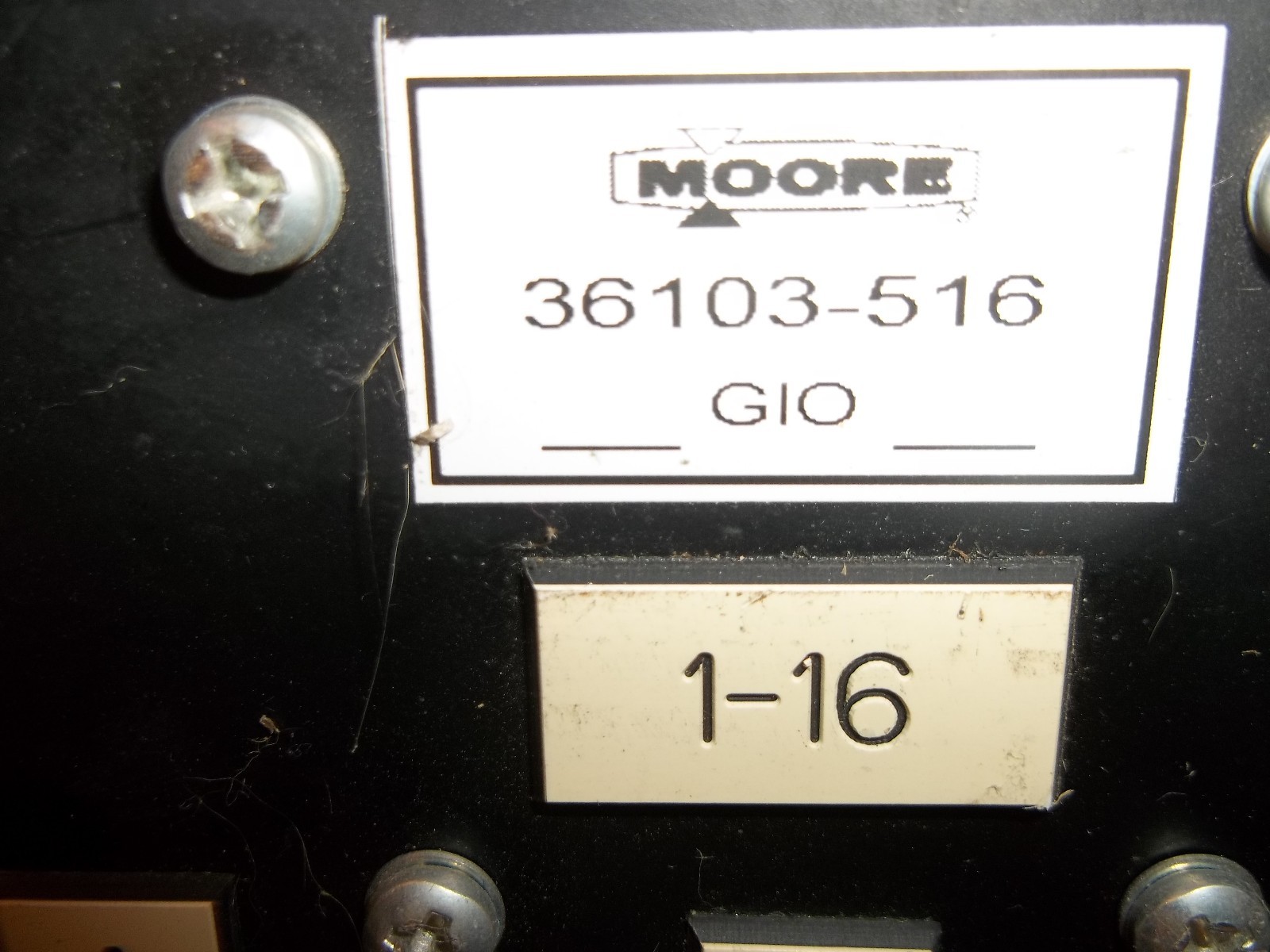 MOORE 6 SLOT RACK 36103-400 RGI POWER SUPPLY 36103-516 GIO BOARDS (MM5)