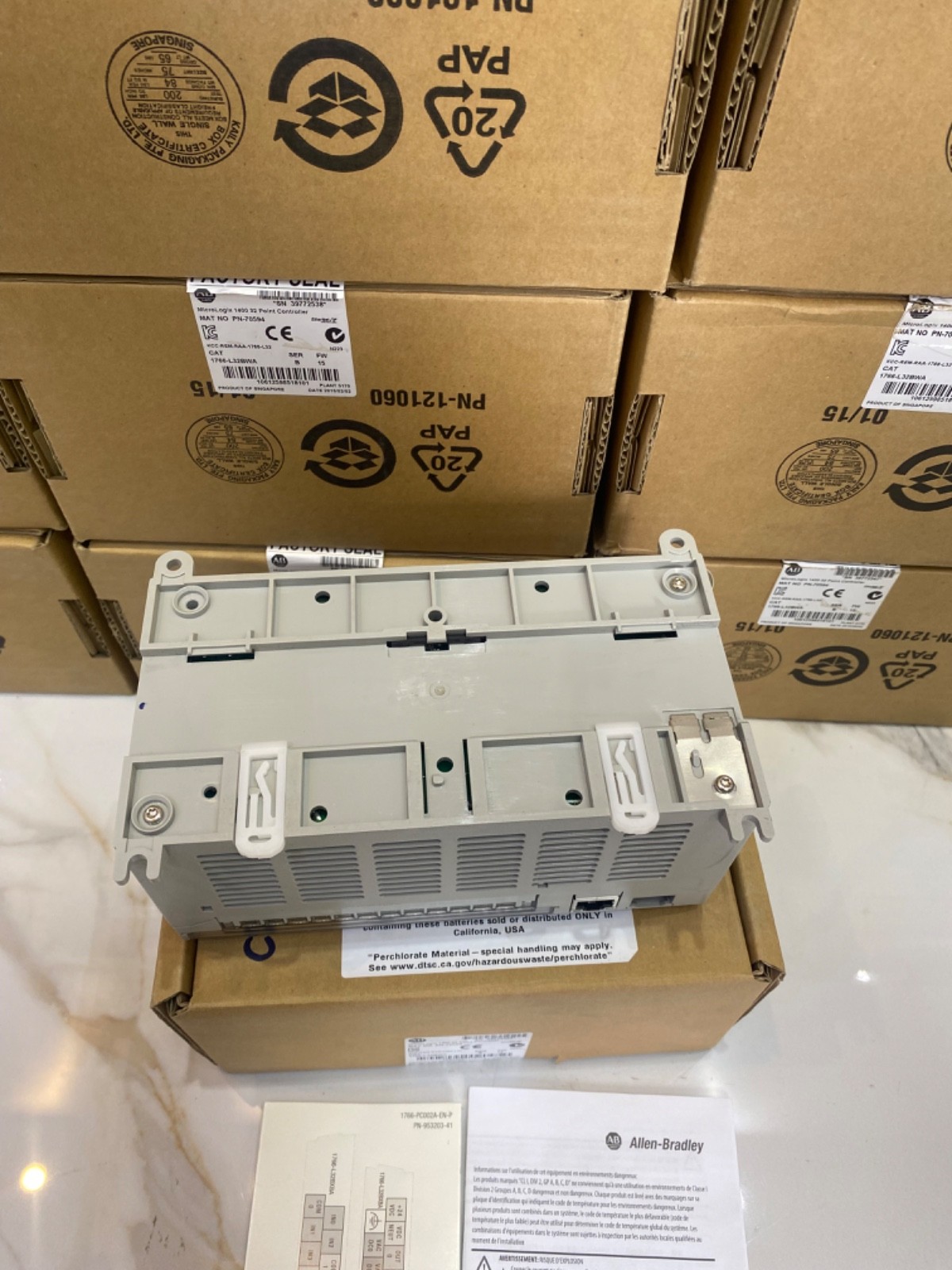 Allen Bradley 1766-L32BWA Ser.B MicroLogix 1400 PLC Processor