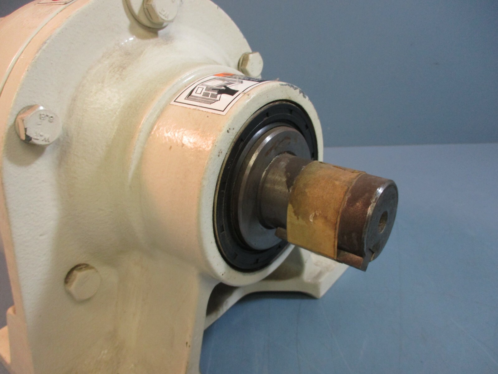 SM-Cyclo CNHJS-4115Y-87 Gear Reducer 87:1 Ratio 1.44HP 1750RPM