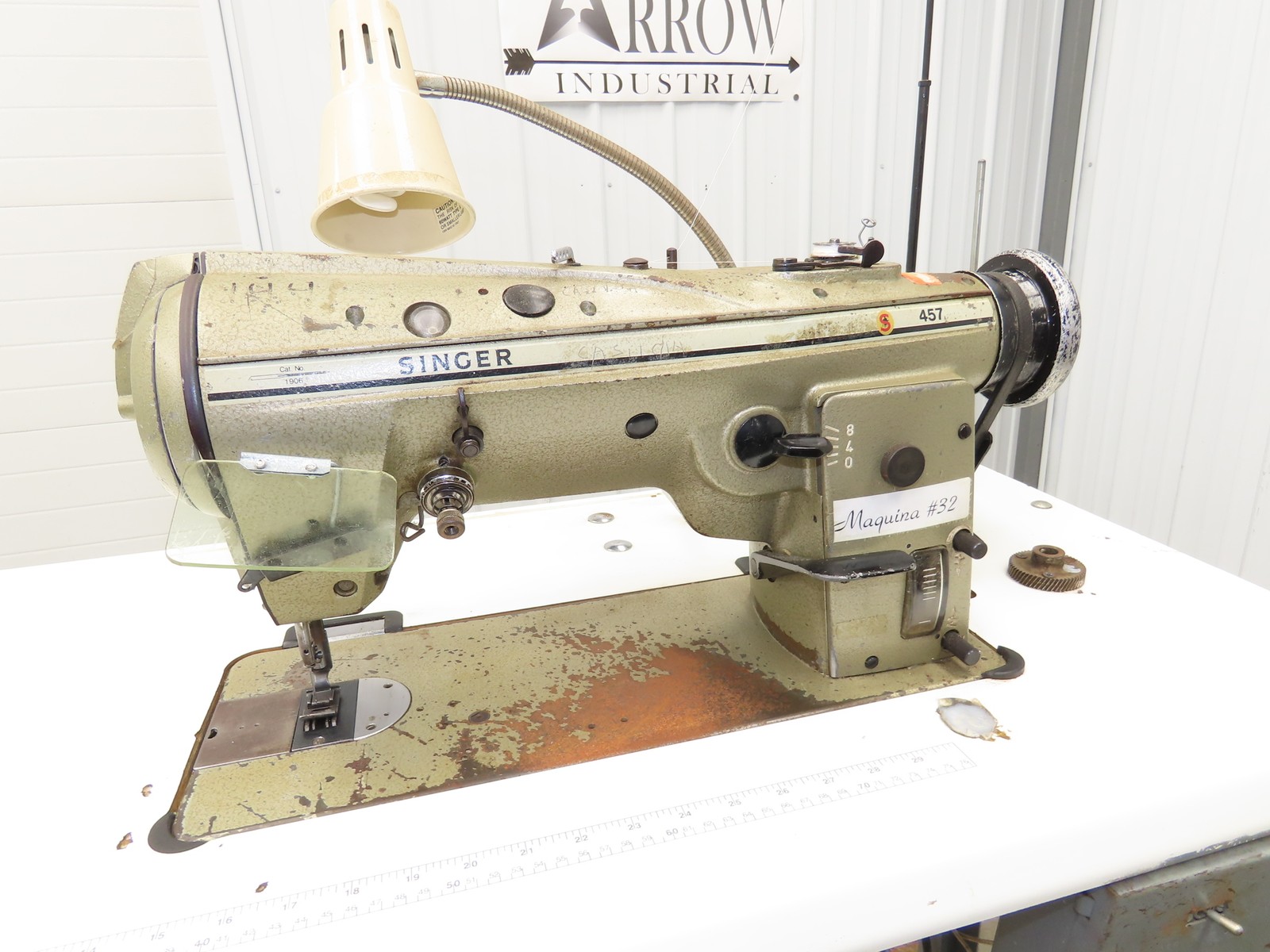Singer 457 Industrial Sewing 3-step Zig Zag Rotary Take-up Machine 220VAC 3Ph