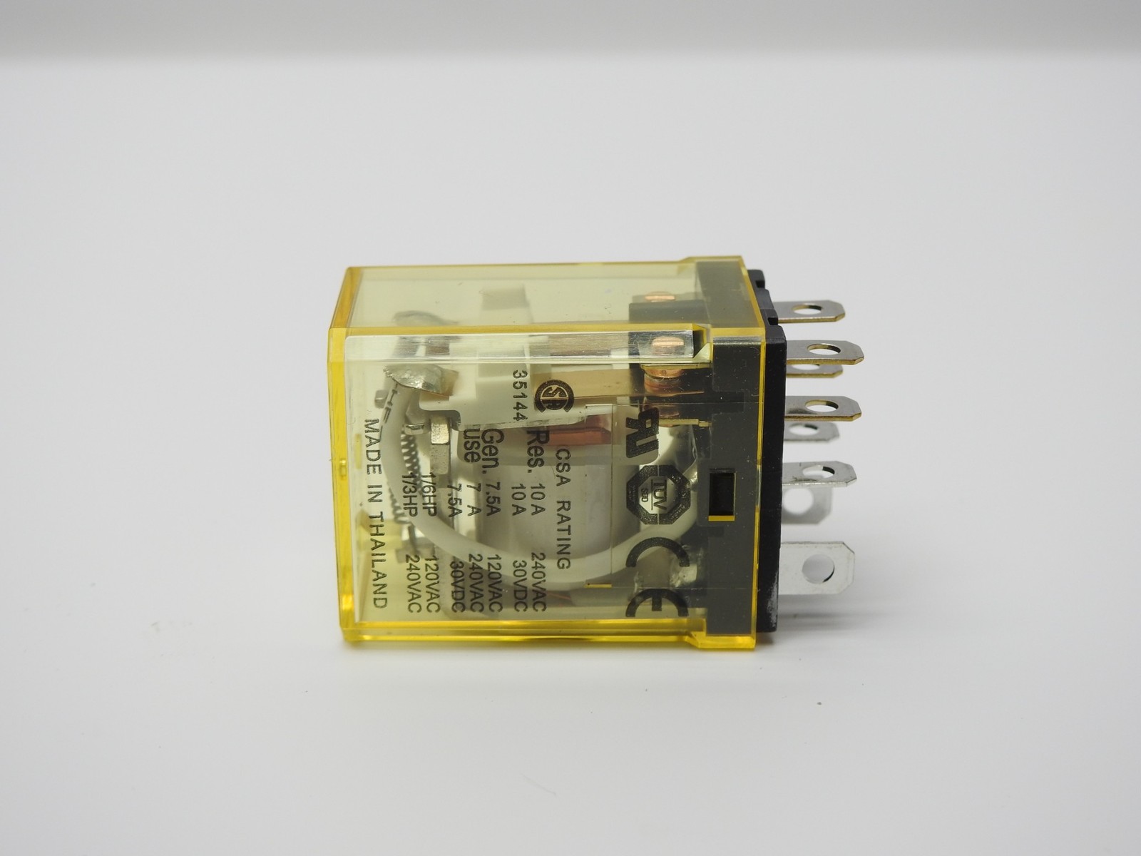 IDEC RH2B-U AC24V Relay HRY27 o – NEW