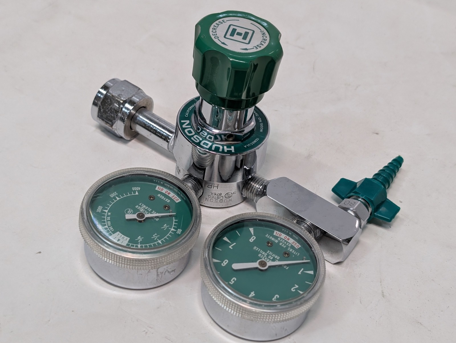 Hudson Model 2640 Medical Oxygen Pressure Regulator, Individual Item