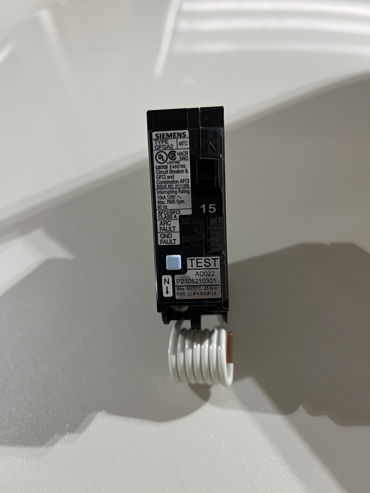 10 Siemens Q115DFN 15A 120V Plug-In Circuit Breaker