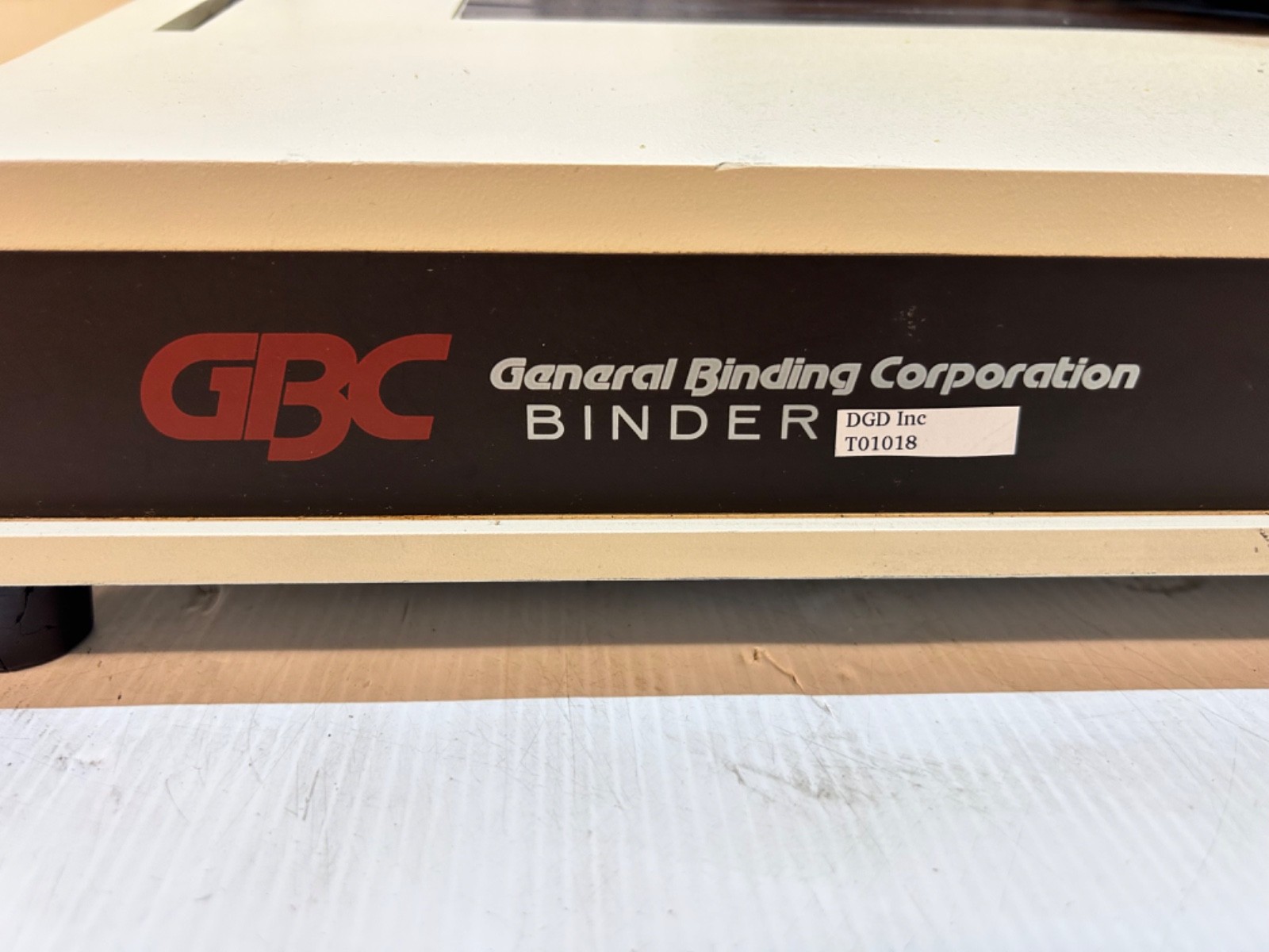 GBC Electric Binder 110EB-2, 173-W 60Hz 2-A 1-Phase 115V USA Commercial T01018