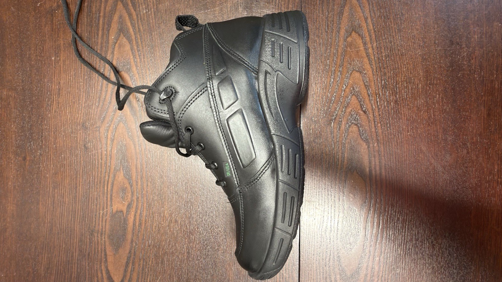 Reebok Work SR USA CP8375 Mens Size 10M Black Leather Slip Resistant Shoes