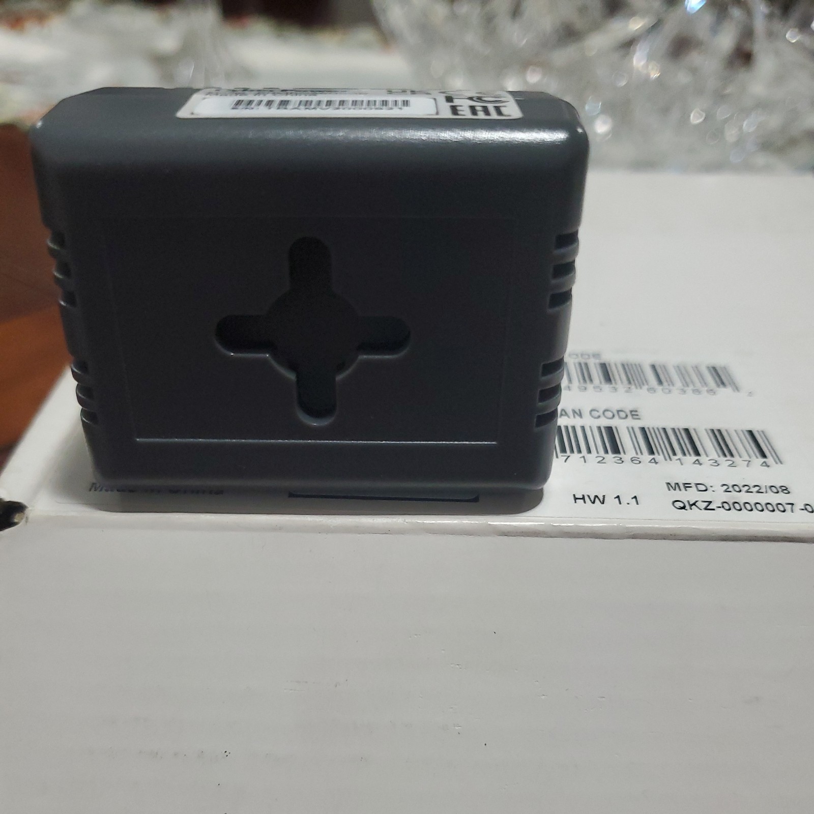 NEW IN BOX- CyberPower ENVIROSENSOR Temperature and Humidity Sensor || WARRANTY!
