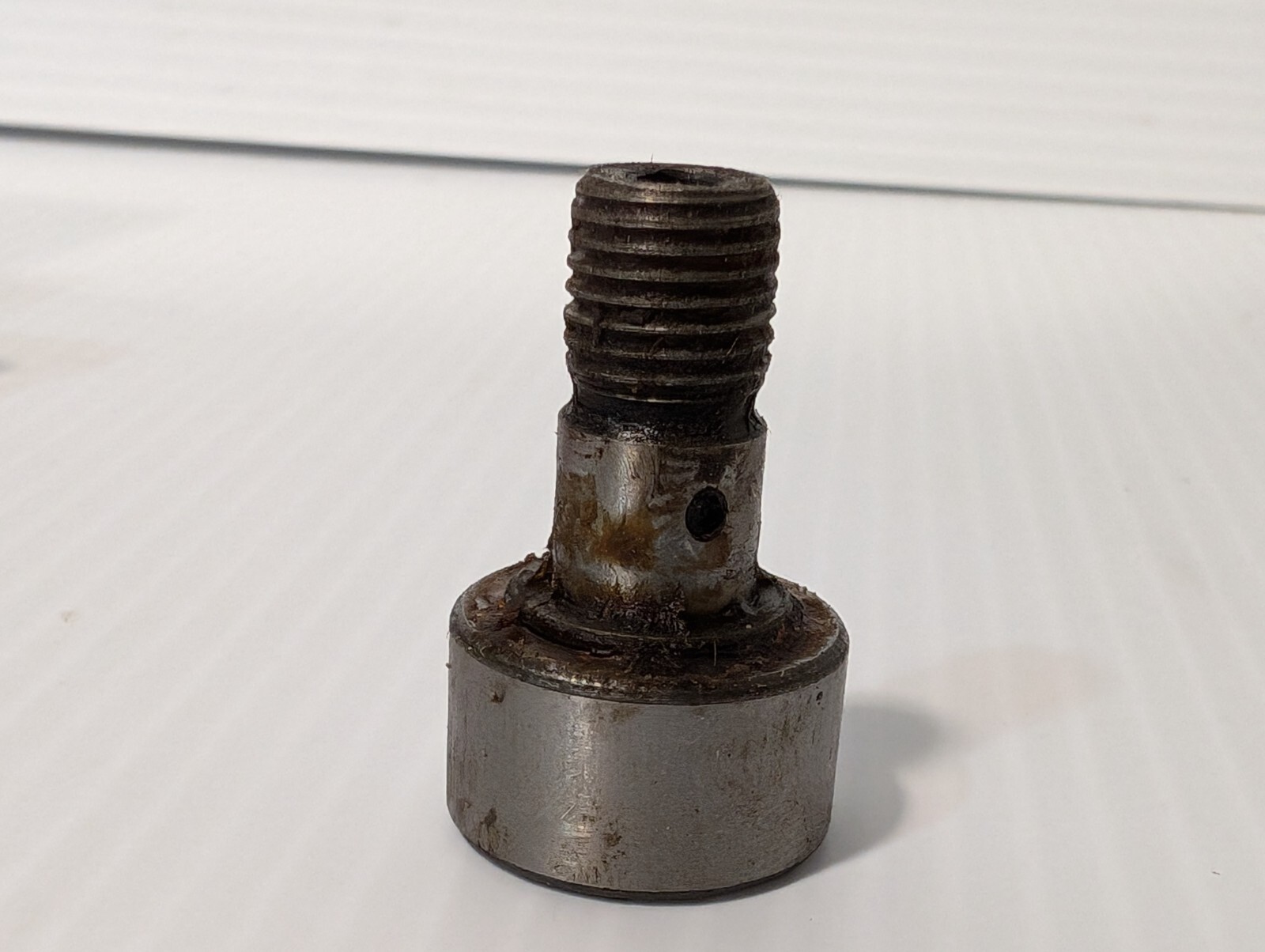 McGill CFH 7/8 B Cam Follower Bearings – Free Returns