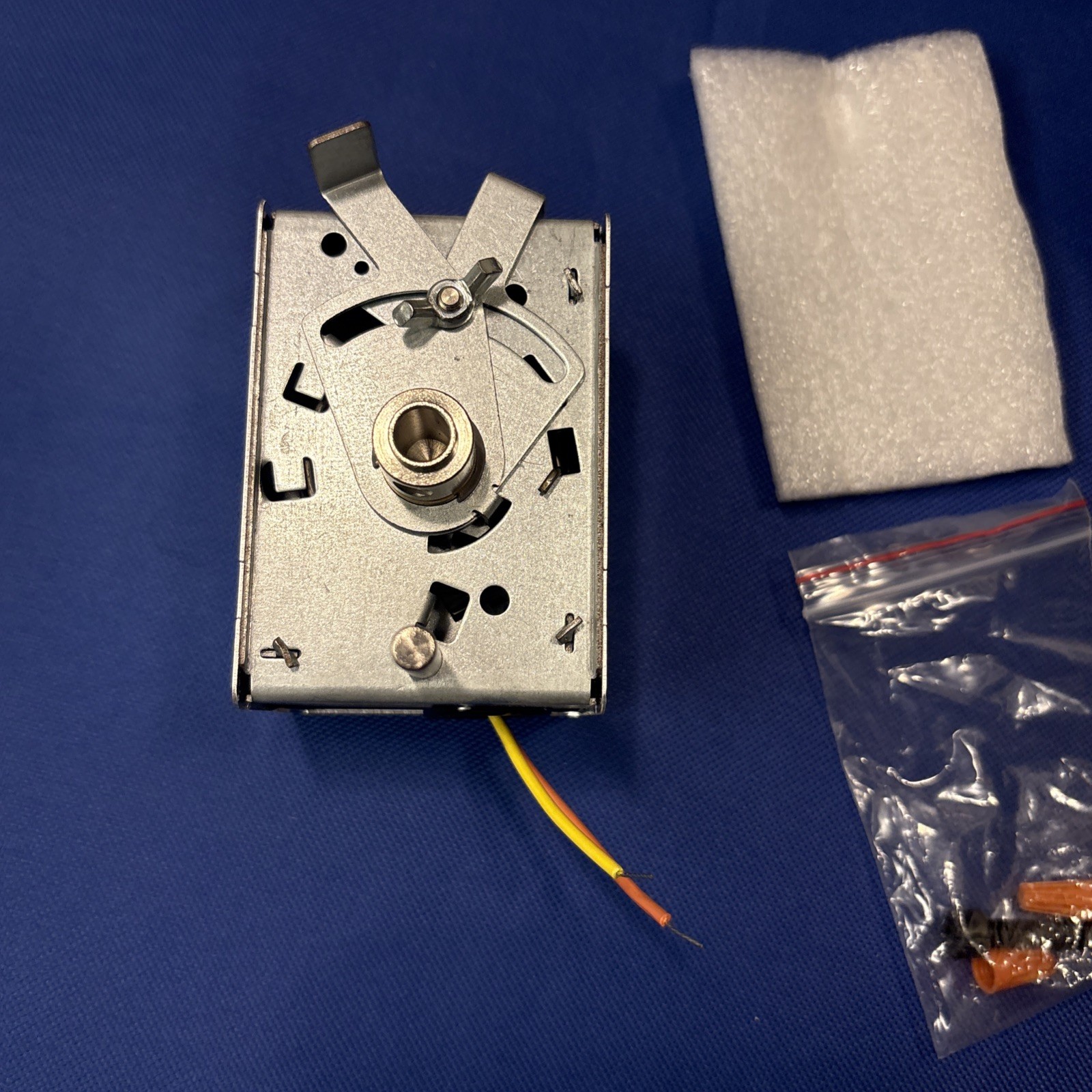 Honeywell M847D1004 Damper Actuator Zoning Switch