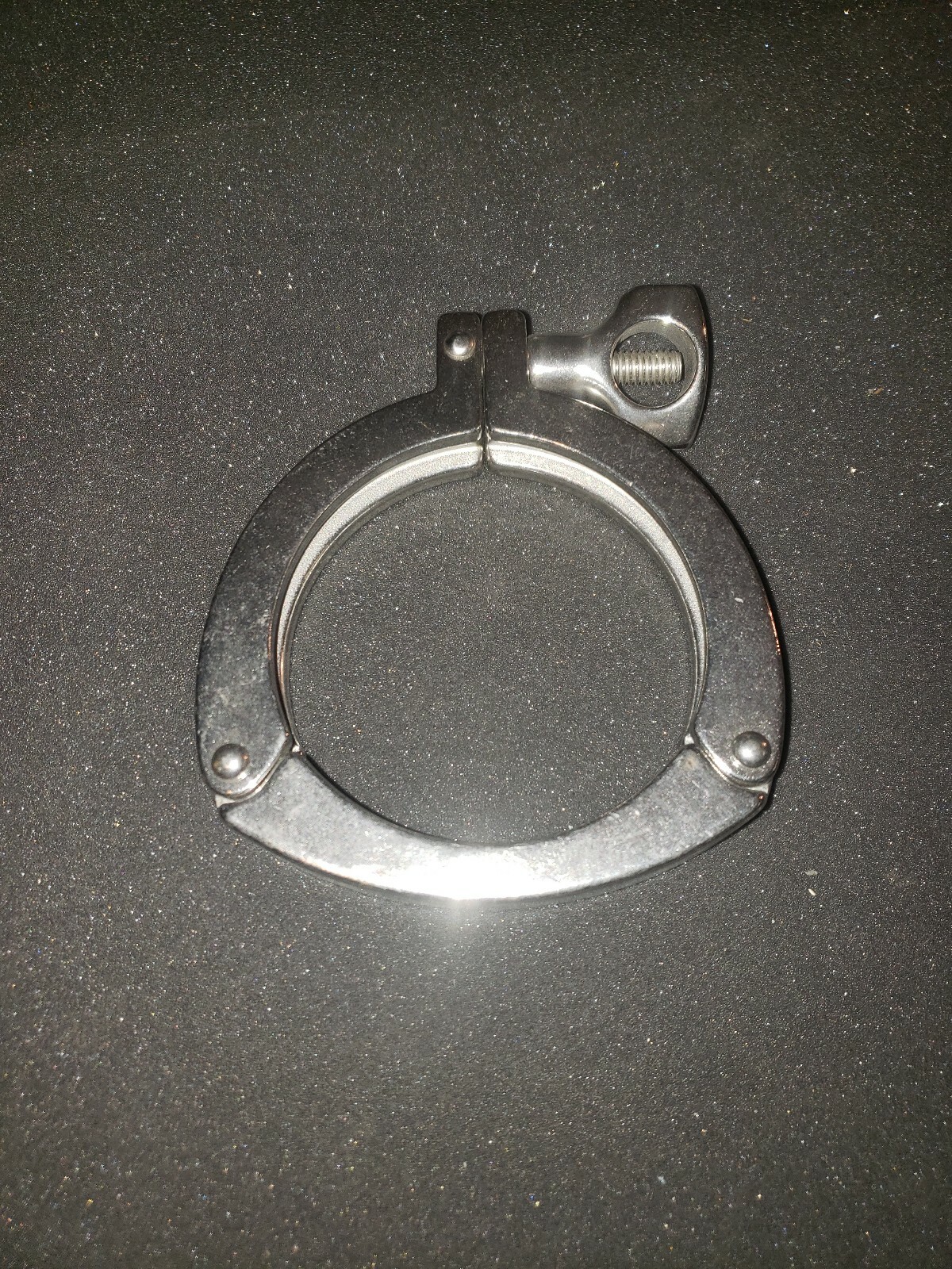 TRI-CLOVER T304 SS Segment Clamp, 3-Piece, For T: 4″ – 13MHHS4.0 Heavy Duty