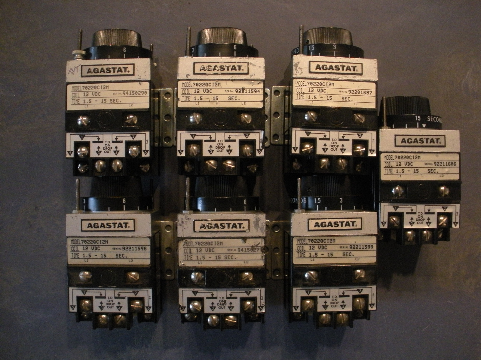 Agastat 7022QCI2M Timing Relay 12 vdc Time 1.5-15 sec. seconds 7022 QC I2M used