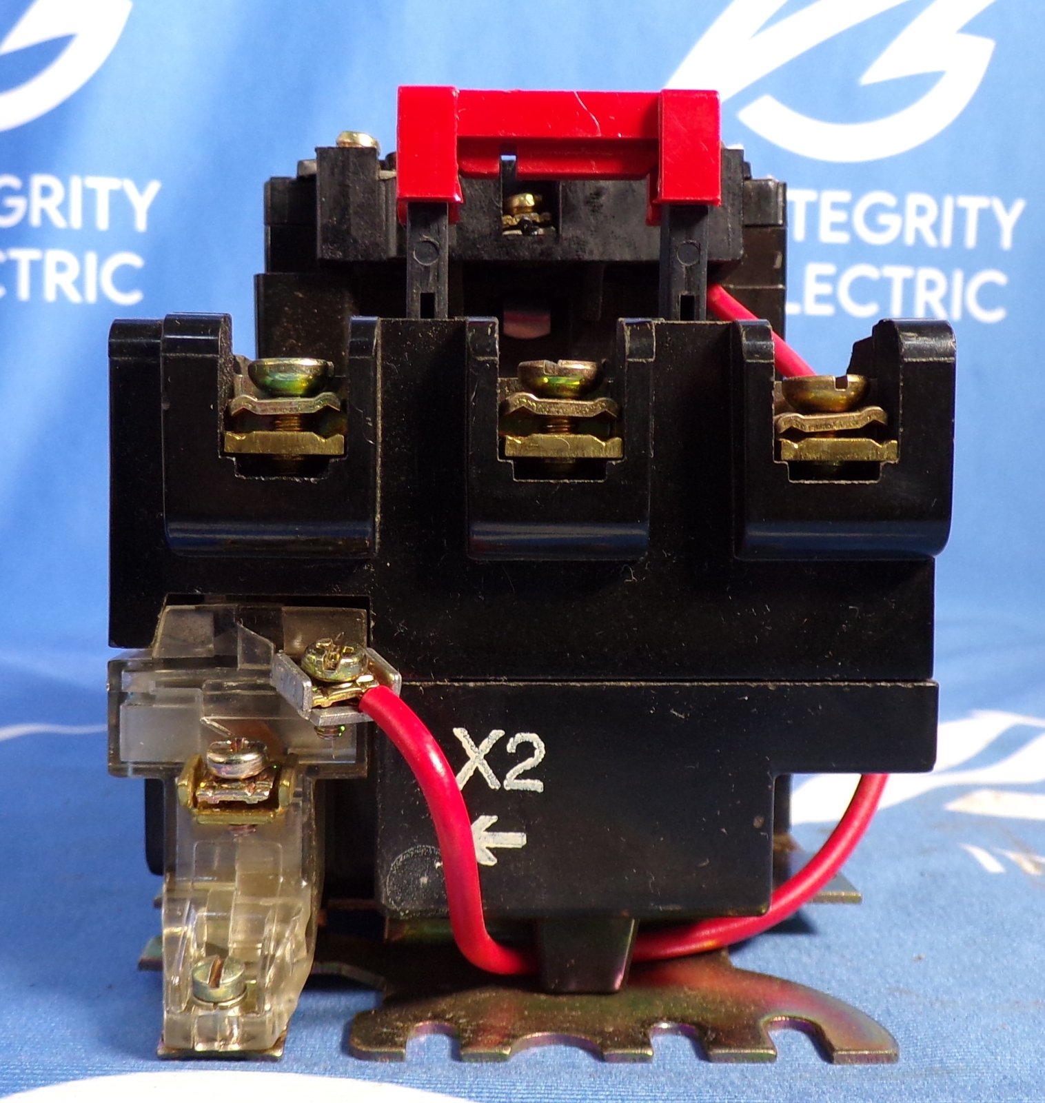 SQUARE D SIZE 1 STARTER LOT OF 2 8536-SCO3 600V SERIES A W/ COIL 31041-400-42 11
