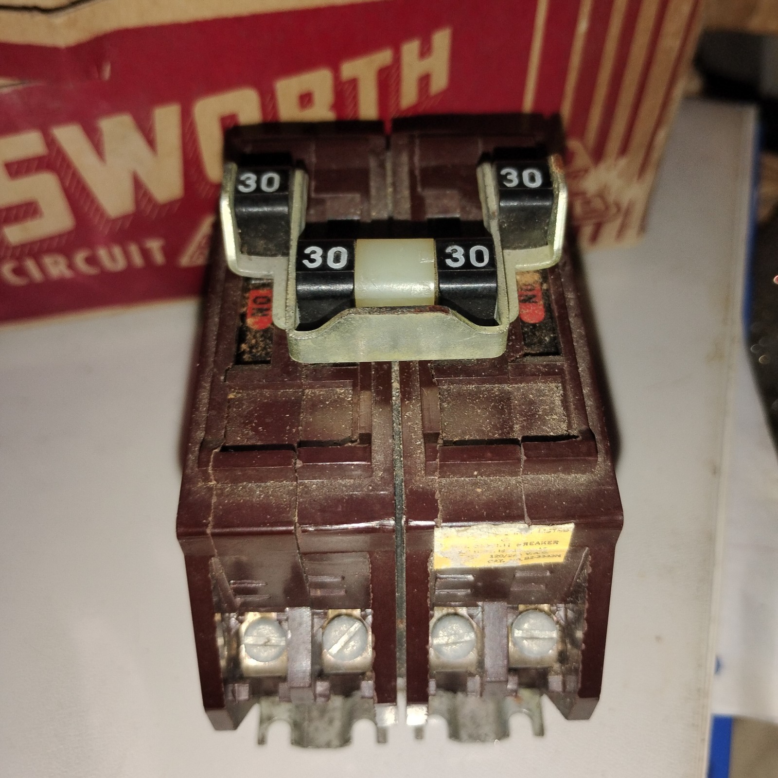 Wadsworth Type B 4-Pole Quad 30 Amp Circuit Breaker NOS Has Tamper Filling