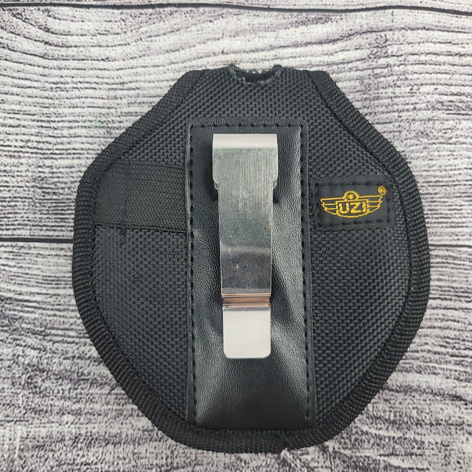 Uzi Handcuff Case Black 4.5″ Snap Closure w/ Clip