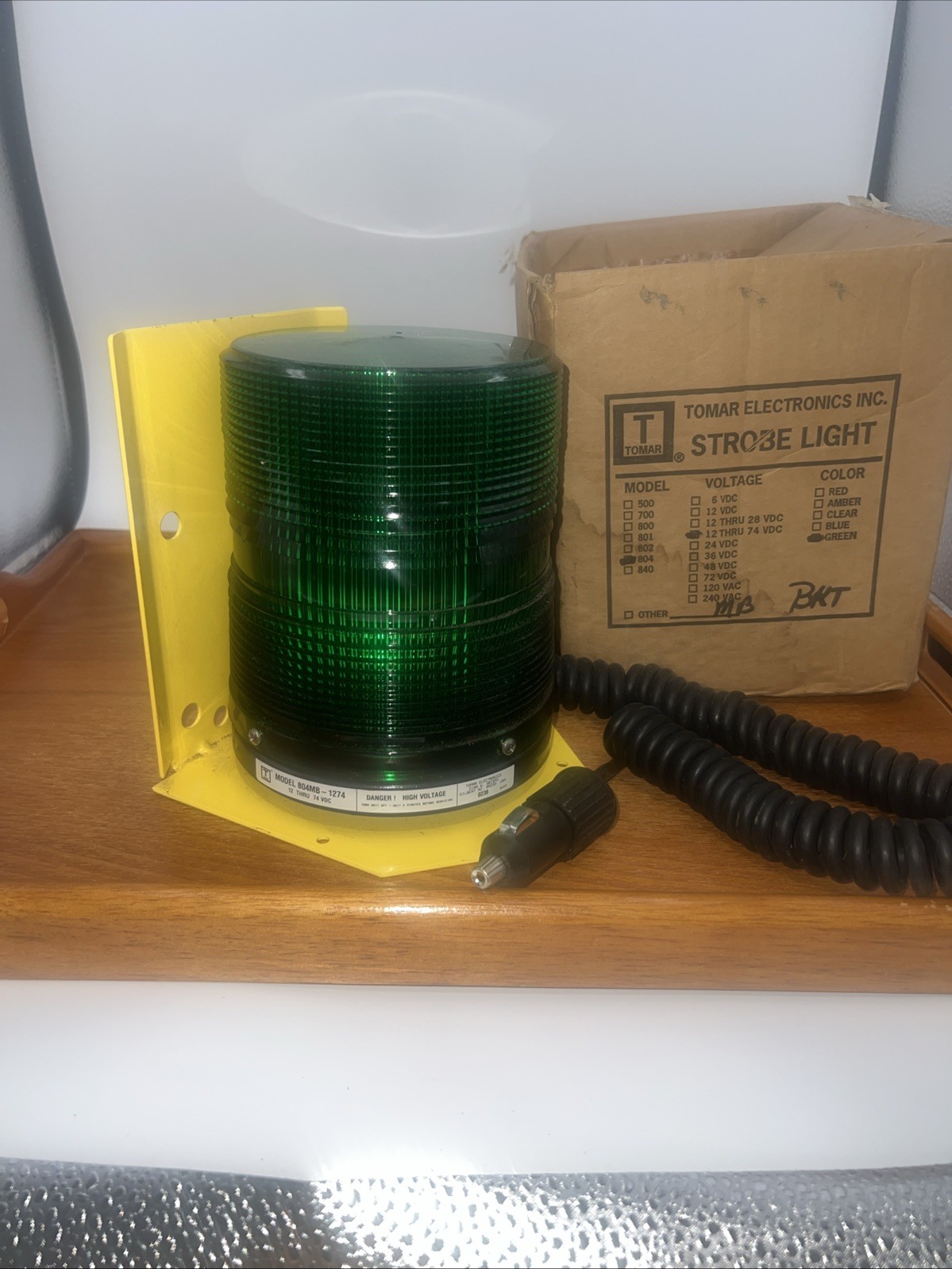 Tomar Green 804MB-1274 Micro Strobe Beacon 12-74 VDC Car Cigarette Power Adapter